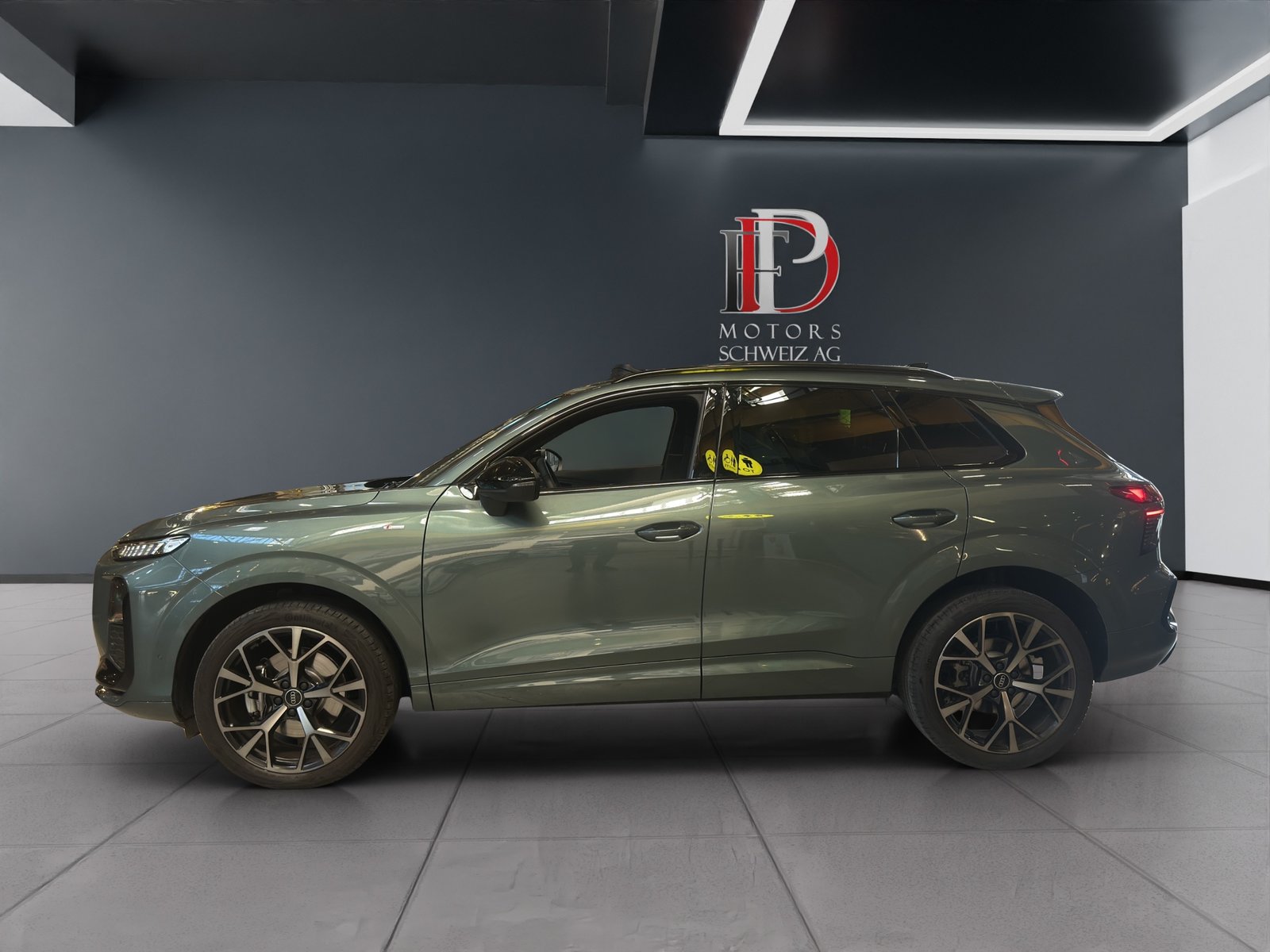 AUDI Q3 SUV TDI S-LINE, Diesel, Occasion / Utilisé, Automatique - 2