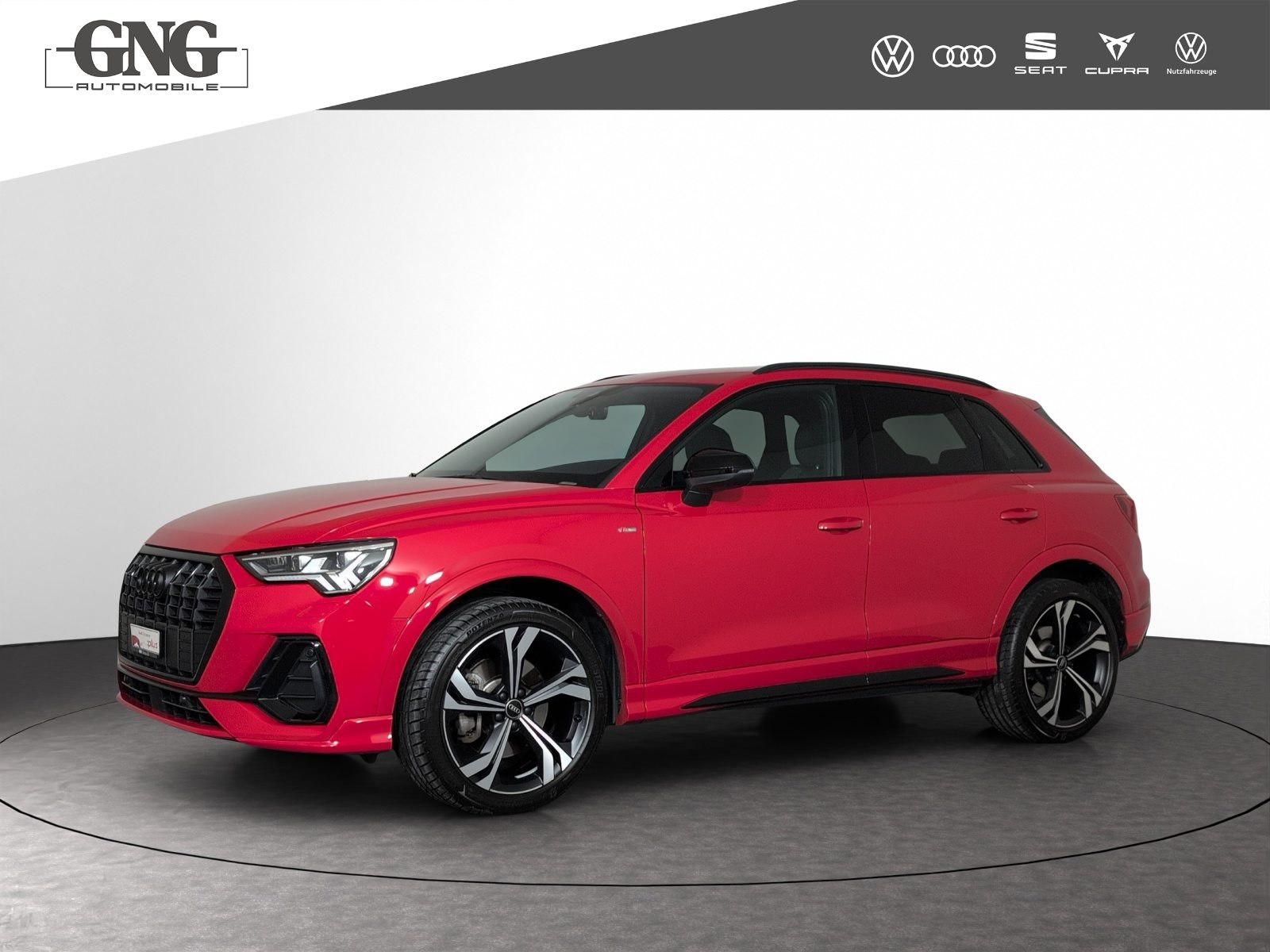 AUDI Q3 40 TFSI S line