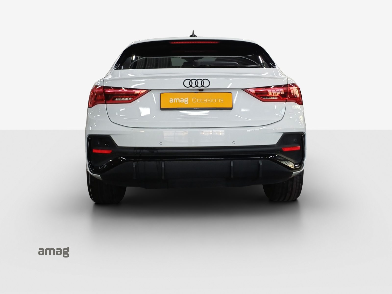 AUDI Q3 Sportback 35 TFSI S line Attraction, Essence, Occasion / Utilisé, Automatique - 4