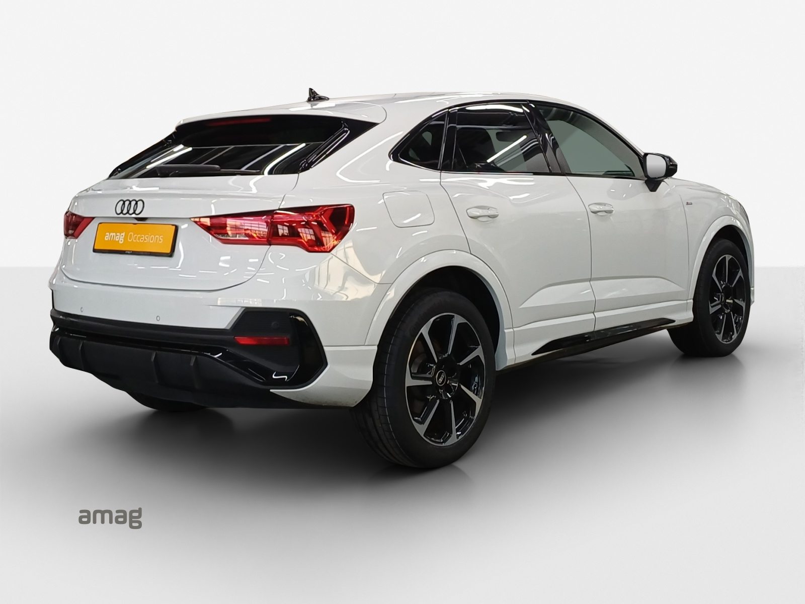AUDI Q3 Sportback 35 TFSI S line Attraction, Essence, Occasion / Utilisé, Automatique - 5