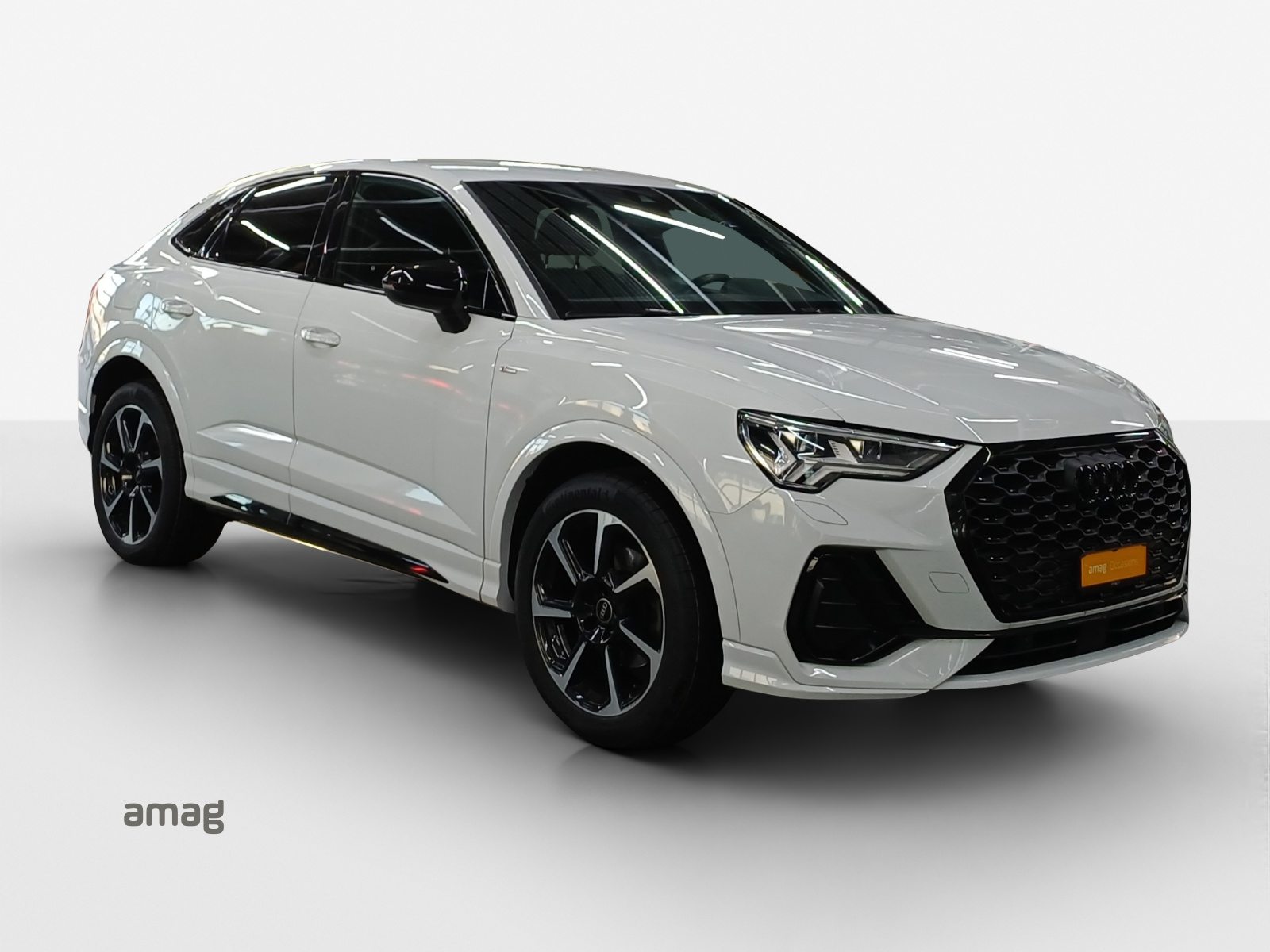 AUDI Q3 Sportback 35 TFSI S line Attraction, Essence, Occasion / Utilisé, Automatique - 6