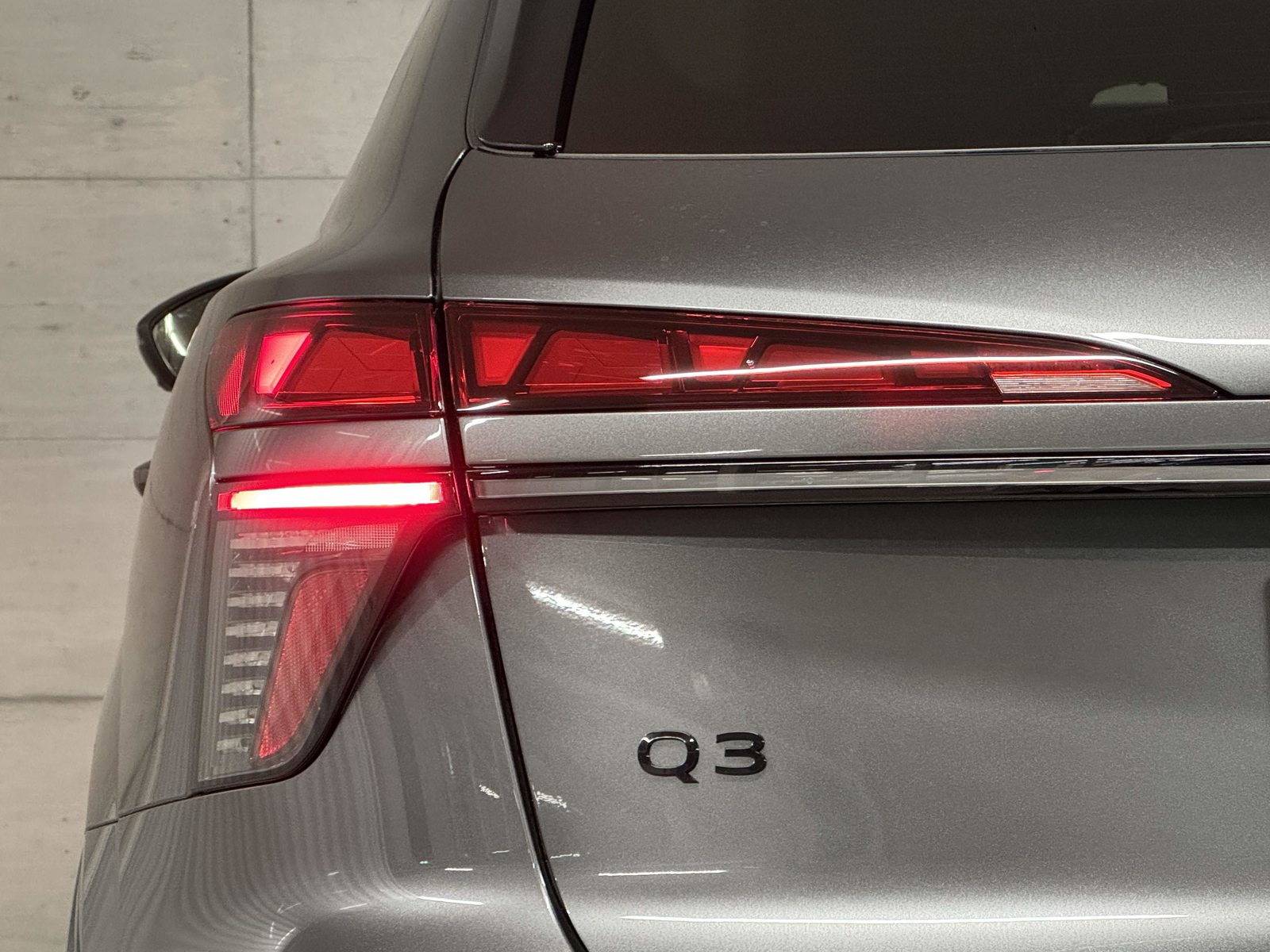 AUDI Q3 SUV TFSI 195 kW, Petrol, Second hand / Used, Automatic - 6