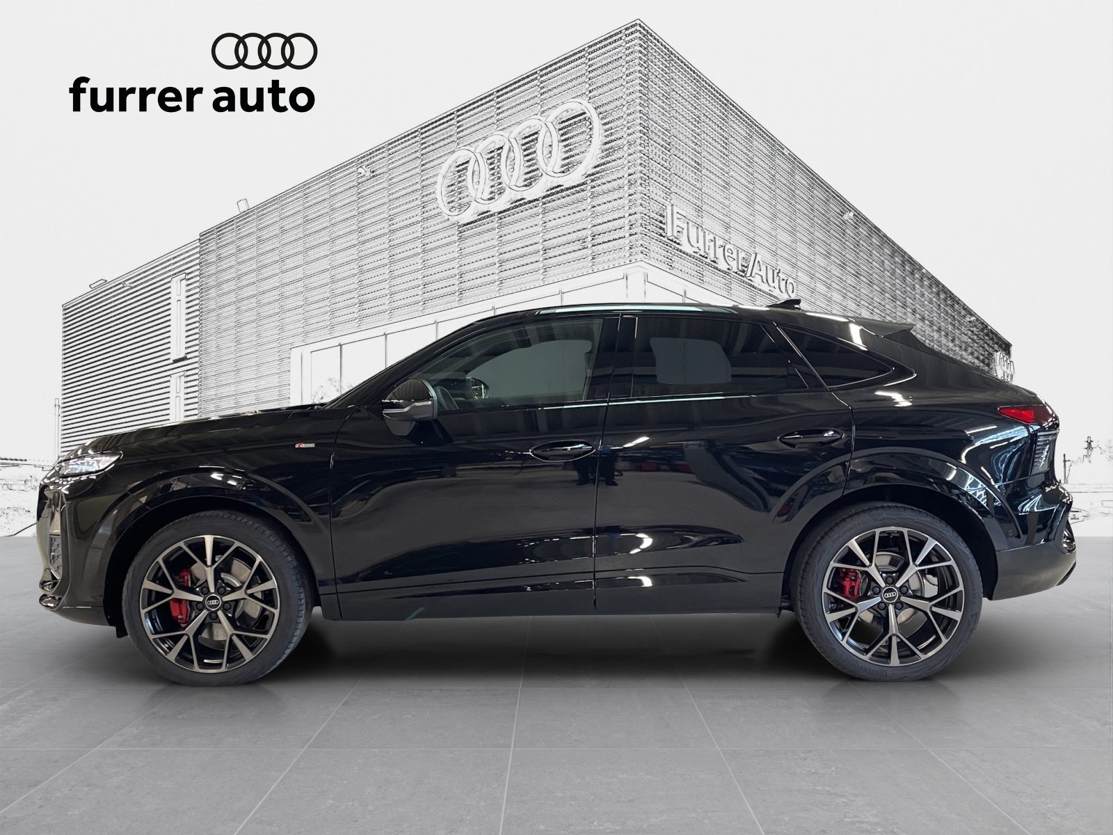 AUDI Q3 SB TFSI 195 kW, Essence, Occasion / Utilisé, Automatique - 2