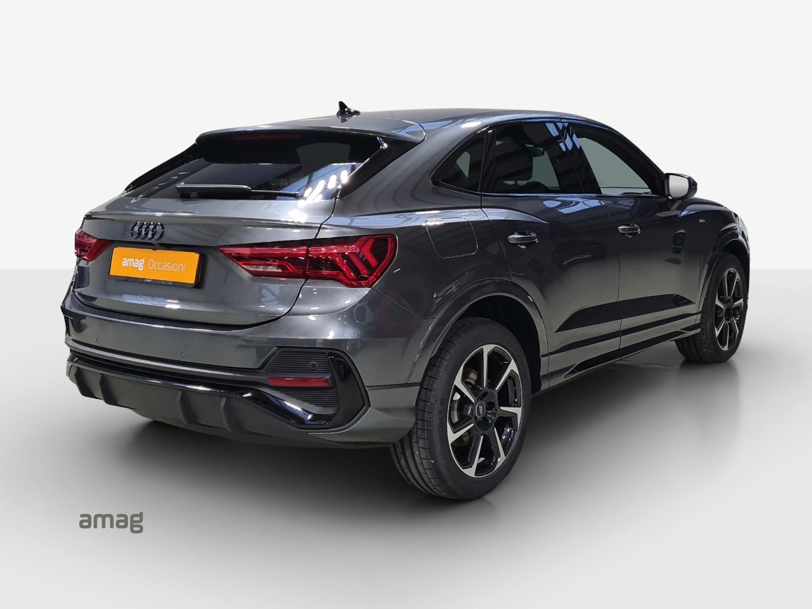 AUDI Q3 Sportback 45 TFSI e S line Attraction, Voll-Hybrid Benzin/Elektro, Occasion / Gebraucht, Automatik - 6