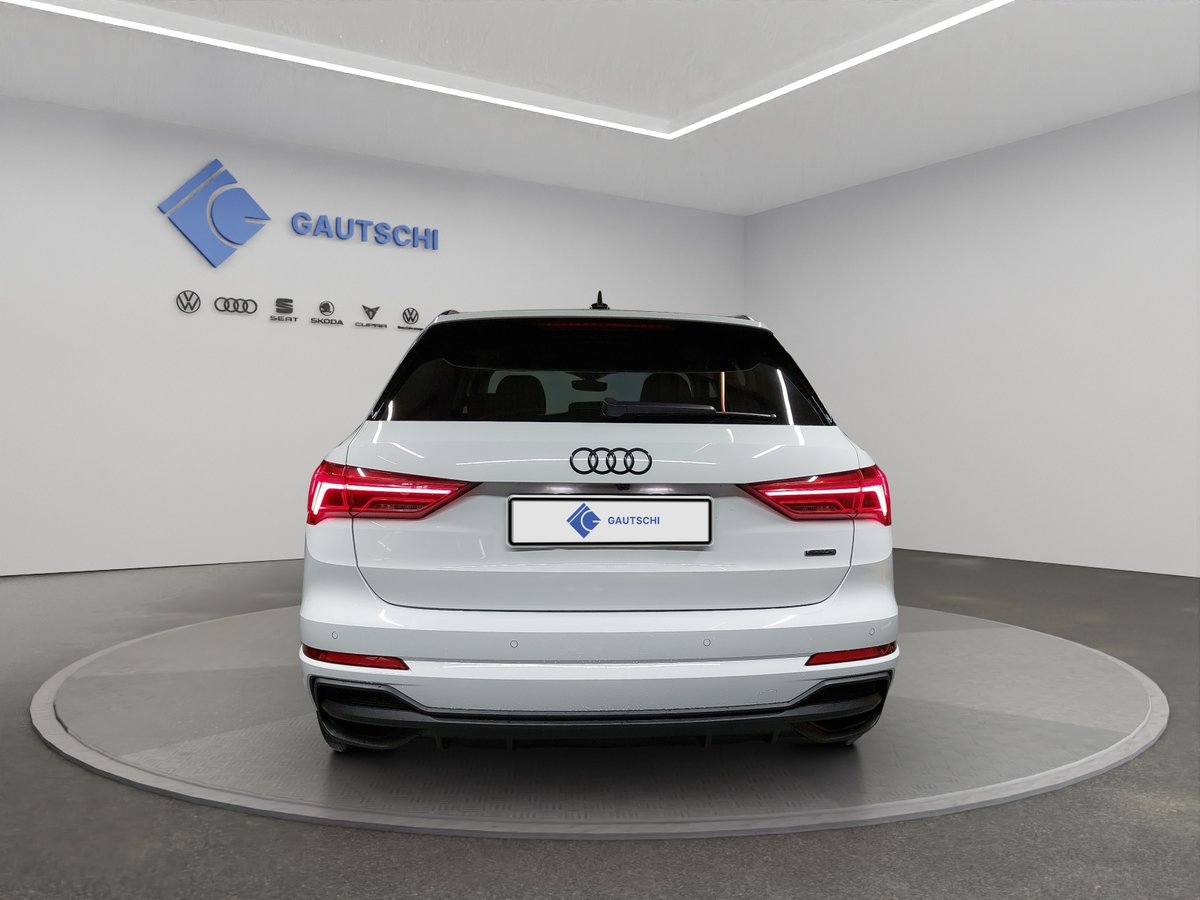 AUDI Q3 35 TDI S line quattro S-tronic, Diesel, Second hand / Used, Automatic - 4