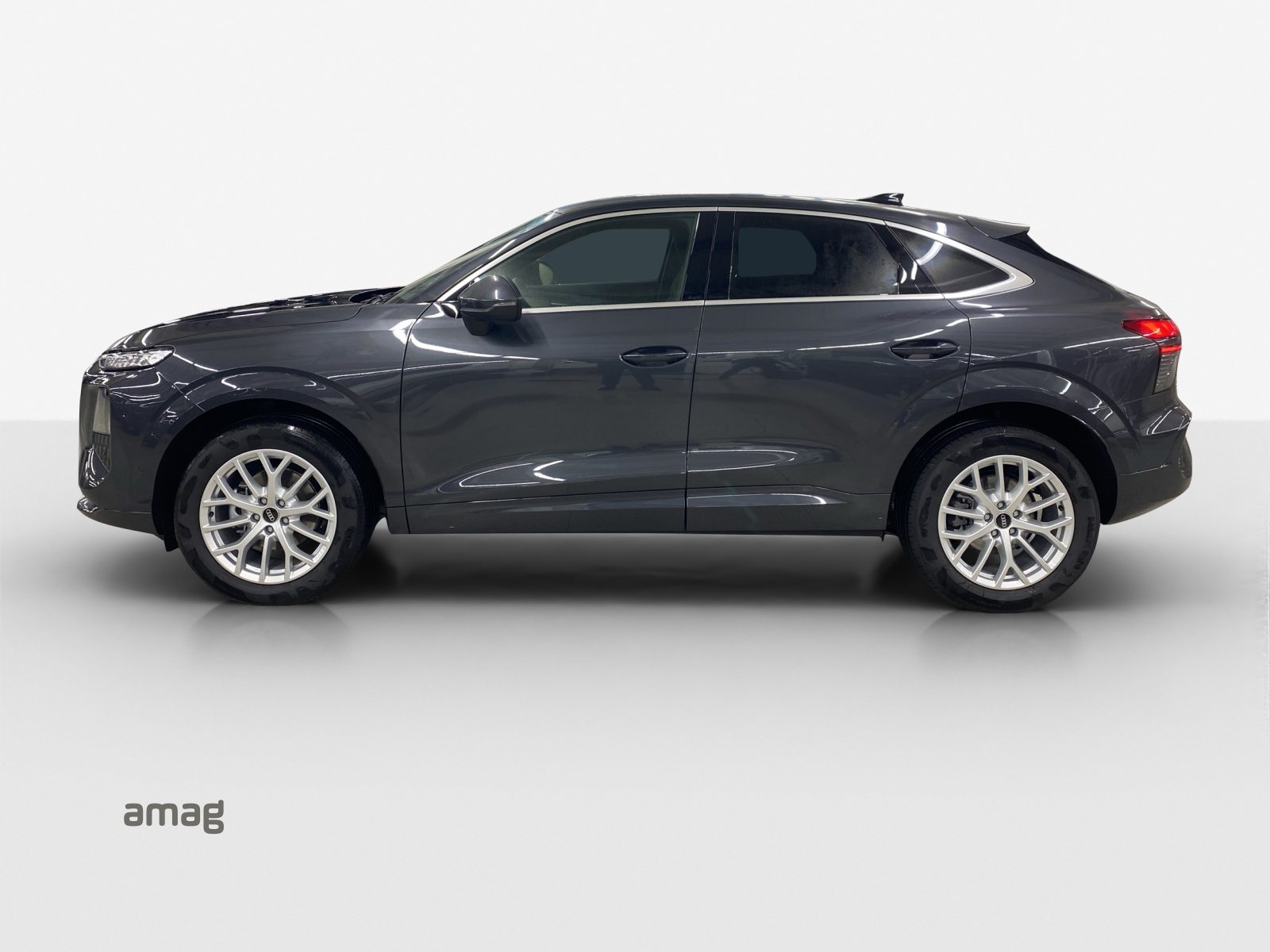 AUDI Q3 SB TFSI 110 kW, Essence, Occasion / Utilisé, Automatique - 2