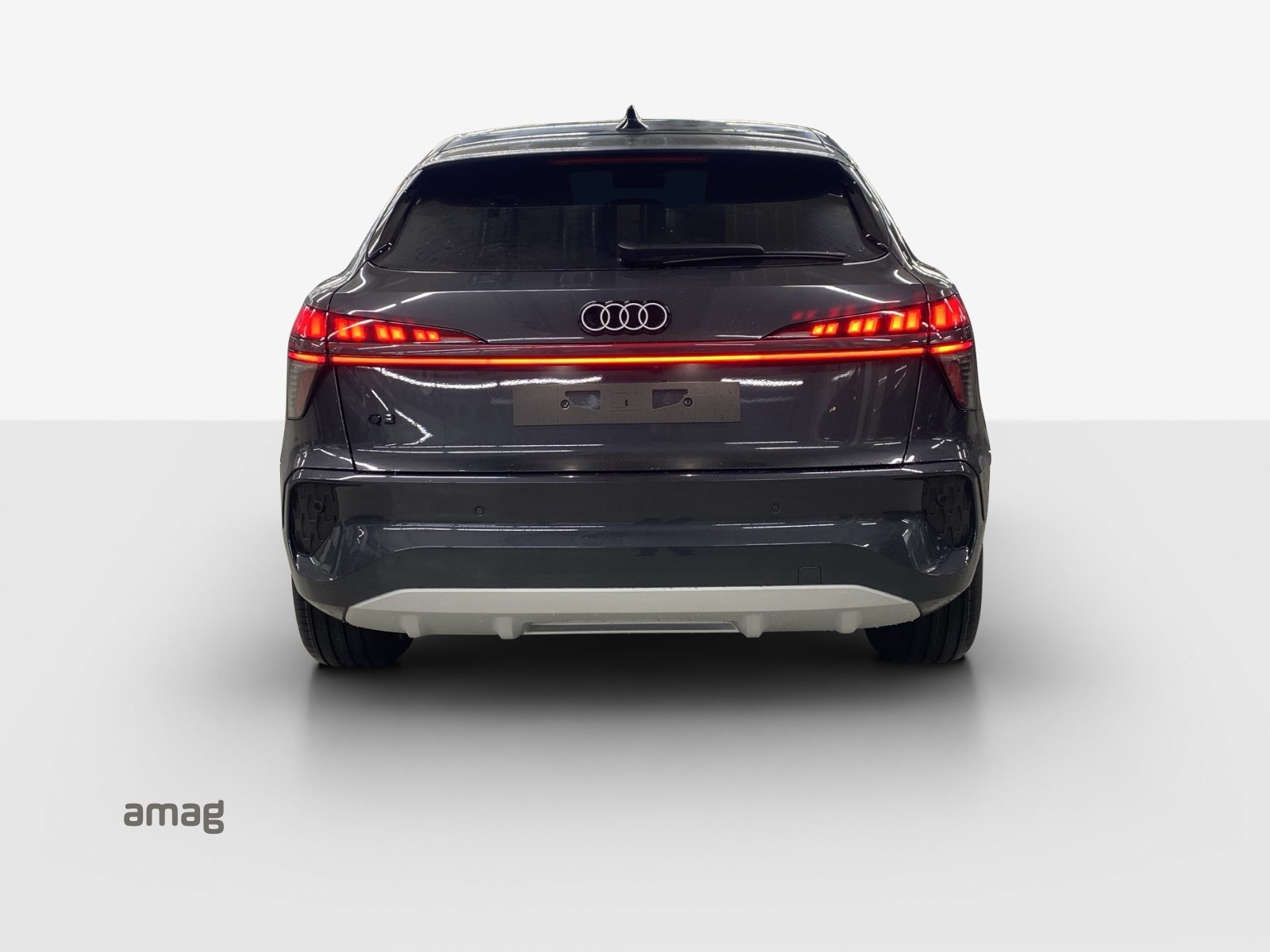 AUDI Q3 SB TFSI 110 kW, Essence, Occasion / Utilisé, Automatique - 4
