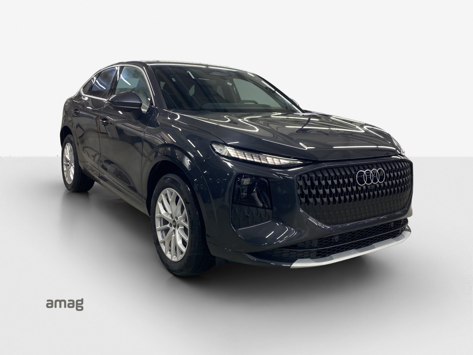 AUDI Q3 SB TFSI 110 kW, Essence, Occasion / Utilisé, Automatique - 6