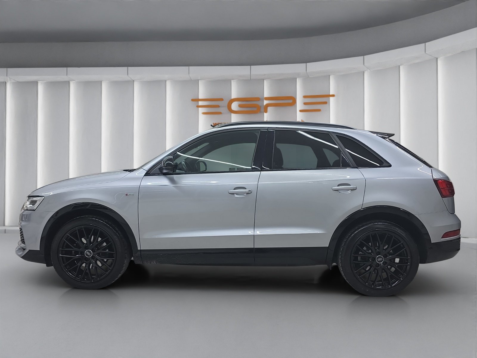 AUDI Q3 2.0 TFSI Sport quattro S-Tr., Benzin, Occasion / Gebraucht, Automatik - 4