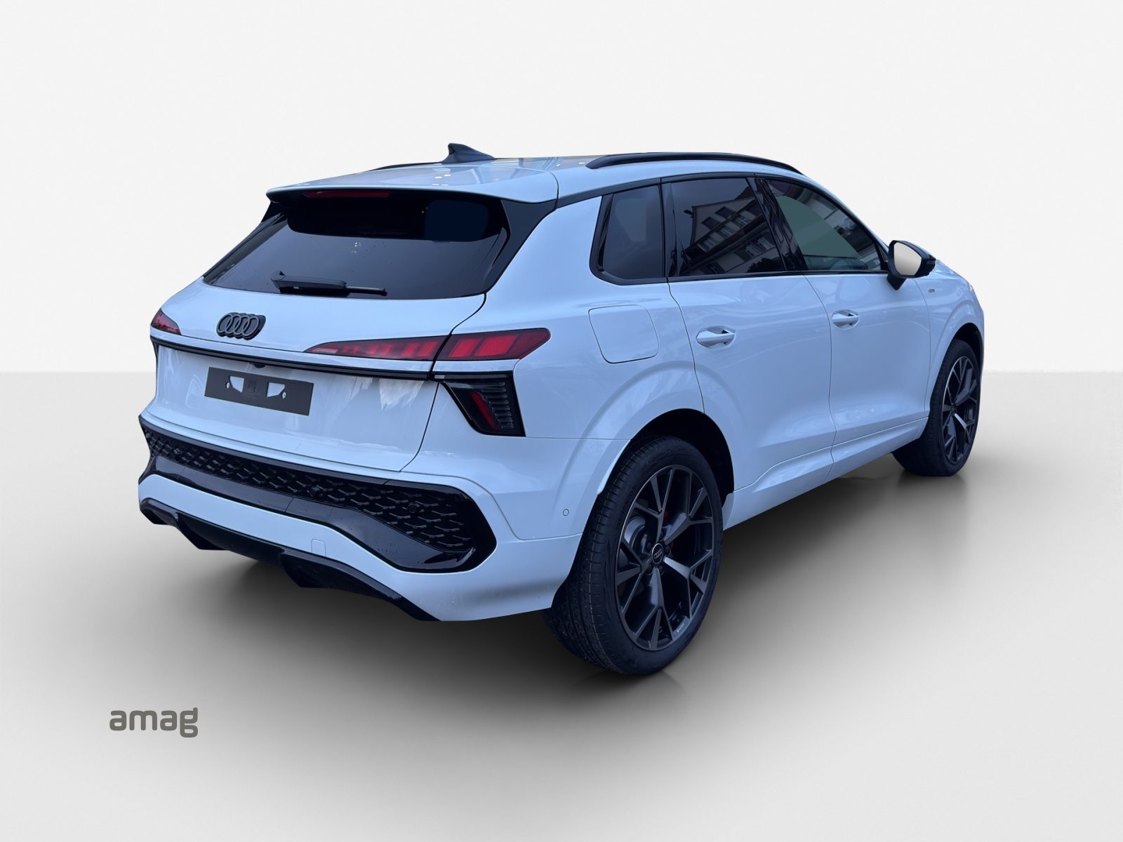 AUDI Q3 SUV TFSI 110 kW, Essence, Occasion / Utilisé, Automatique - 5