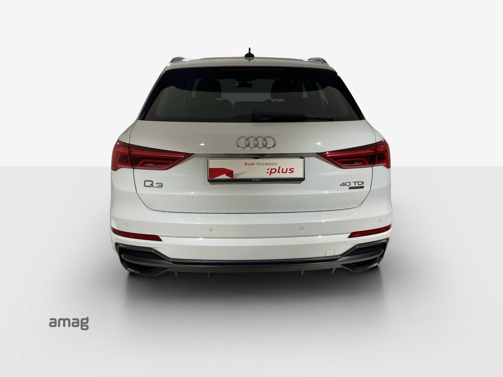 AUDI Q3 40 TDI S line Attraction, Diesel, Second hand / Used, Automatic - 4