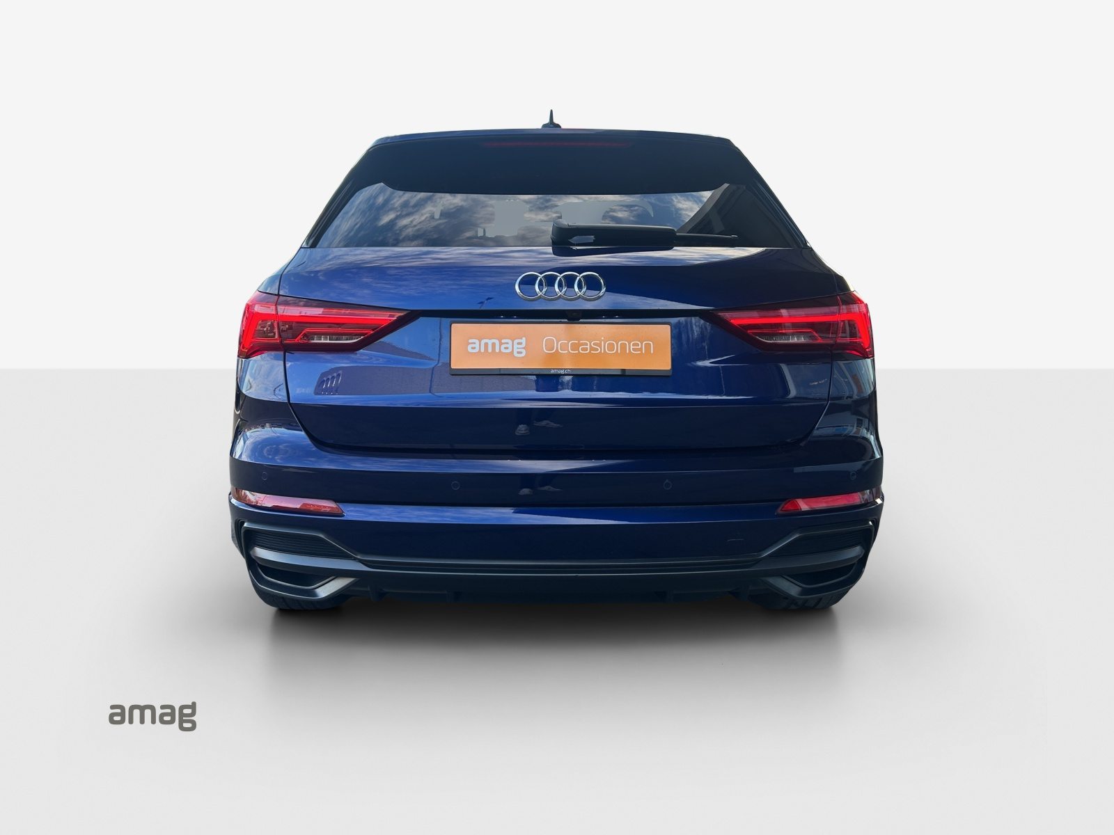 AUDI Q3 35 TFSI S line Attraction, Essence, Occasion / Utilisé, Automatique - 4