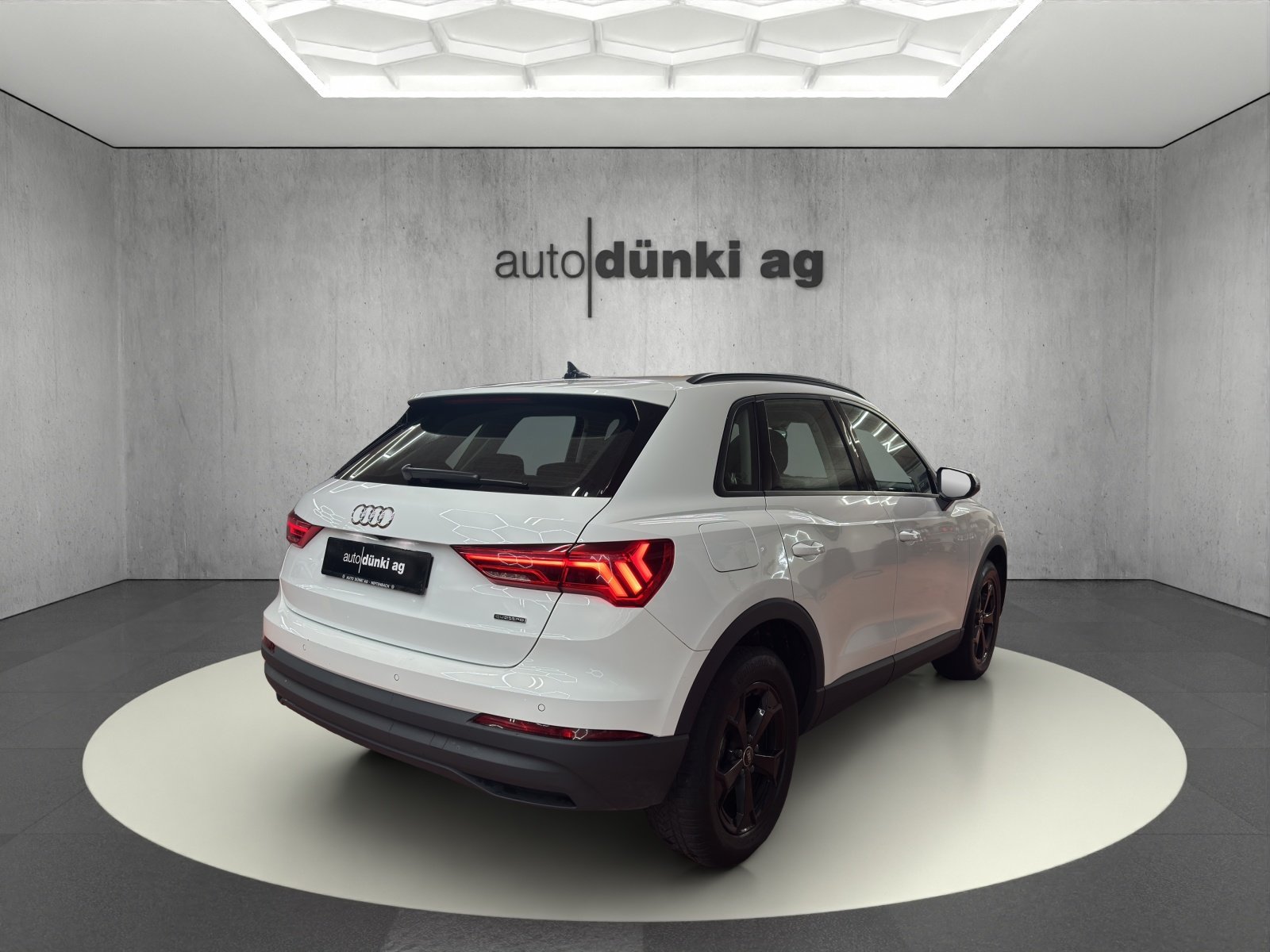 AUDI Q3 35 TDI quattro S-tronic, Diesel, Occasion / Gebraucht, Automatik - 4