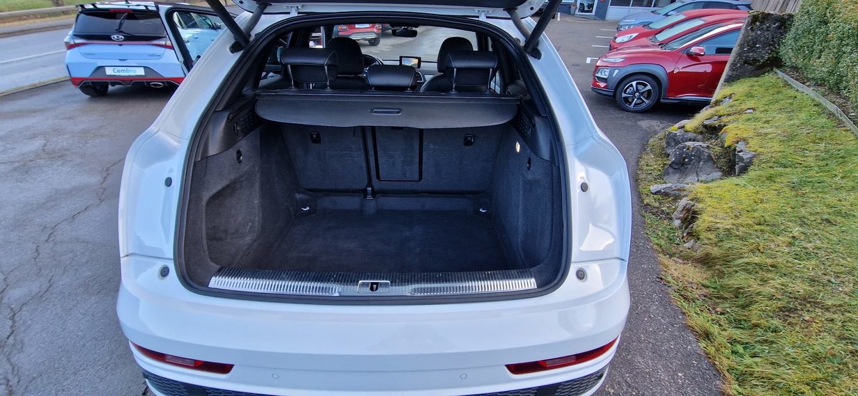 AUDI Q3 2.0 TDI sport quattro S-tronic, Diesel, Occasion / Utilisé, Automatique - 7