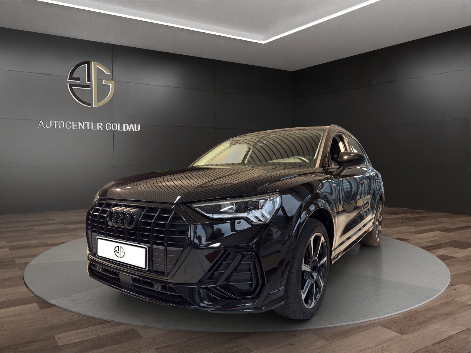 AUDI Q3 35 TDI S line S-tronic