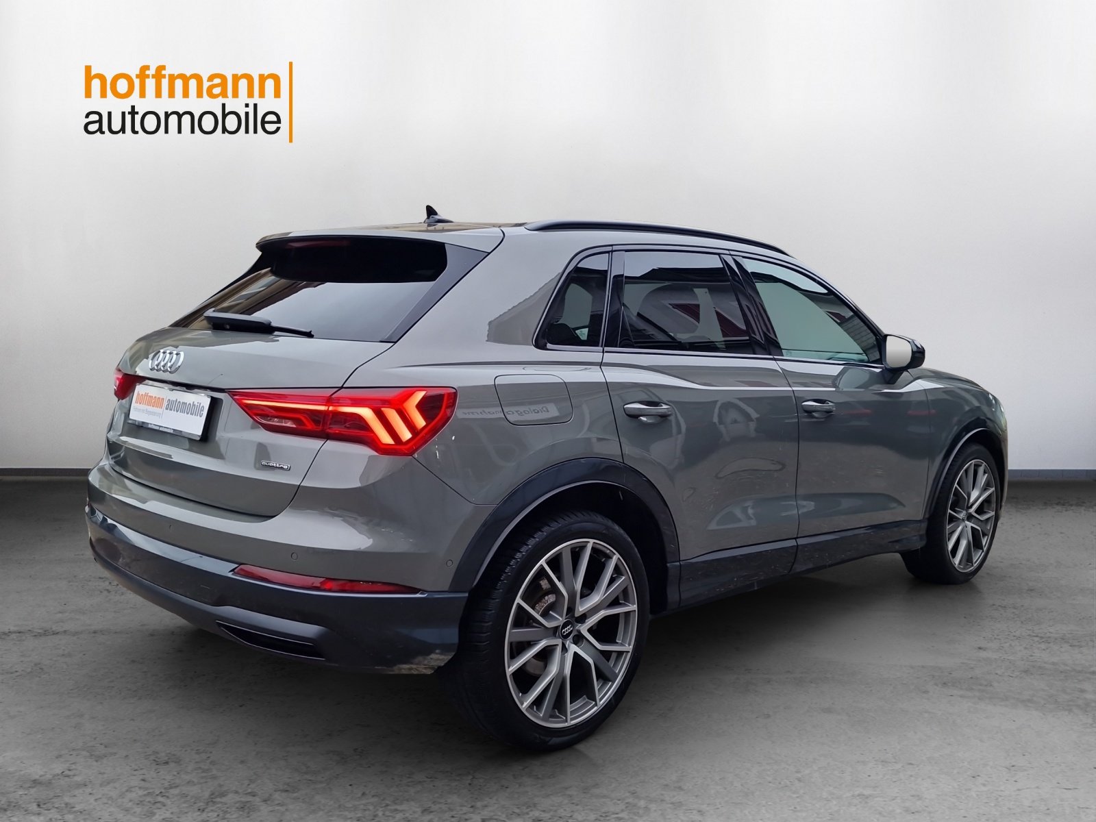 AUDI Q3 40 TFSI advanced quattro S-tronic, Benzina, Occasioni / Usate, Automatico - 4