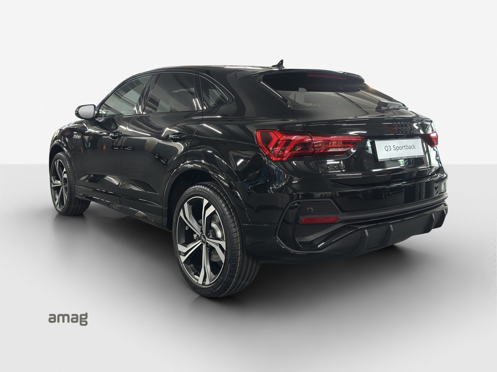 AUDI Q3 Sportback 35 TFSI S line Attraction, Benzin, Occasion / Gebraucht, Automatik - 3