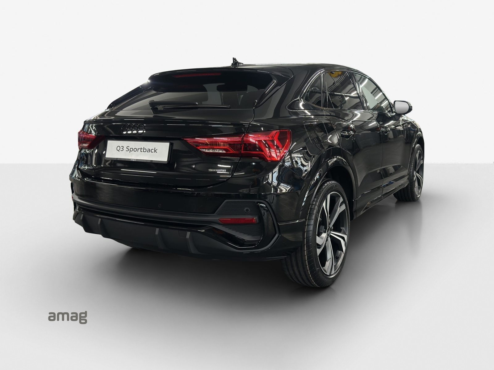 AUDI Q3 Sportback 35 TFSI S line Attraction, Benzin, Occasion / Gebraucht, Automatik - 5
