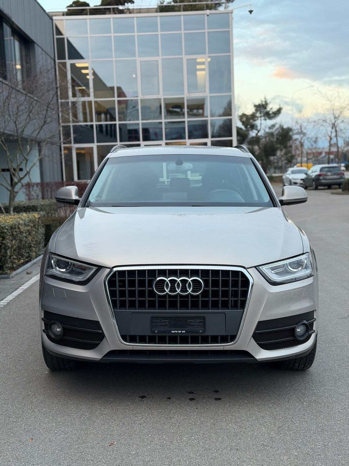 AUDI Q3 1.4 TFSI S-tronic, Benzin, Occasion / Gebraucht, Automatik - 2