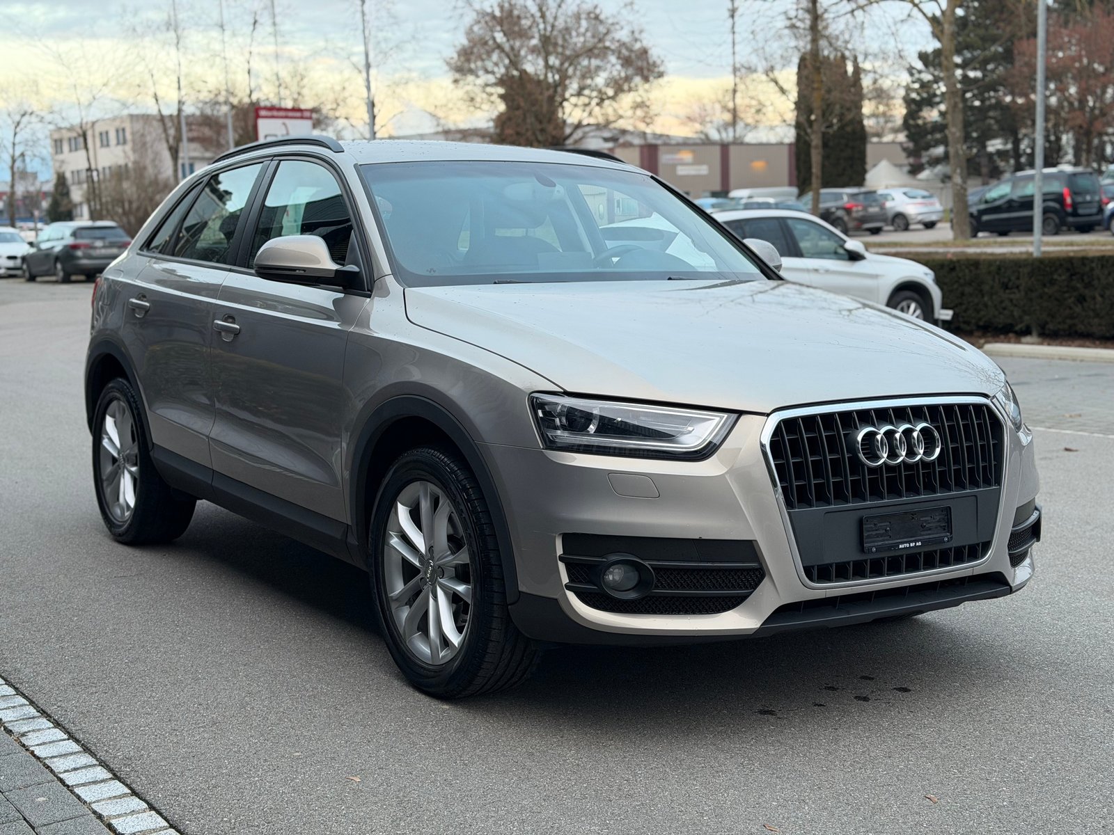 AUDI Q3 1.4 TFSI S-tronic, Benzin, Occasion / Gebraucht, Automatik - 4