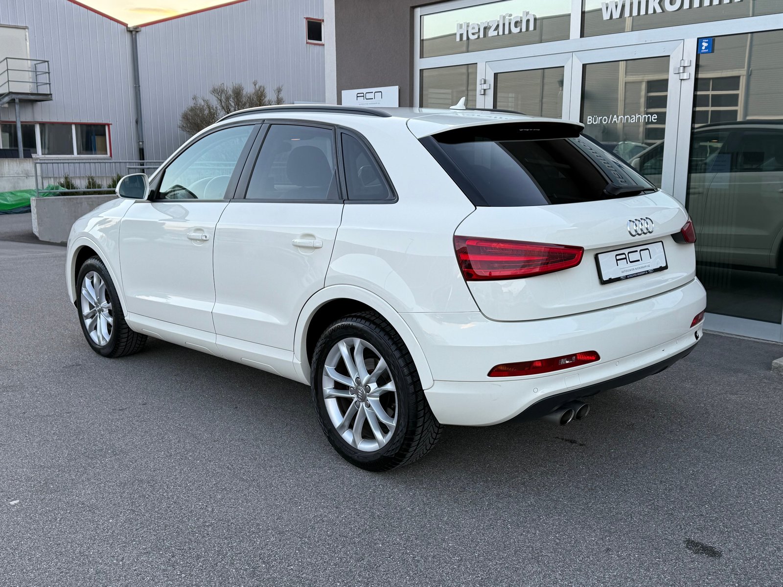 AUDI Q3 2.0 TDI quattro S-tronic, Diesel, Second hand / Used, Automatic - 5