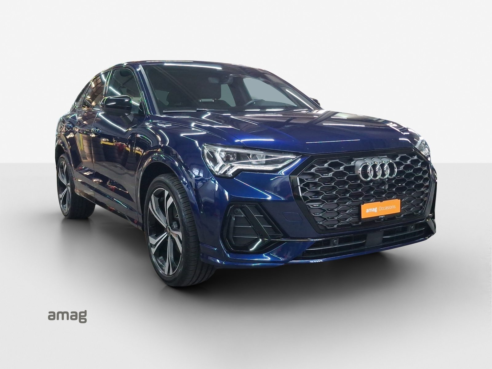 AUDI Q3 Sportback 35 TFSI S line Attraction, Petrol, Second hand / Used, Automatic - 6