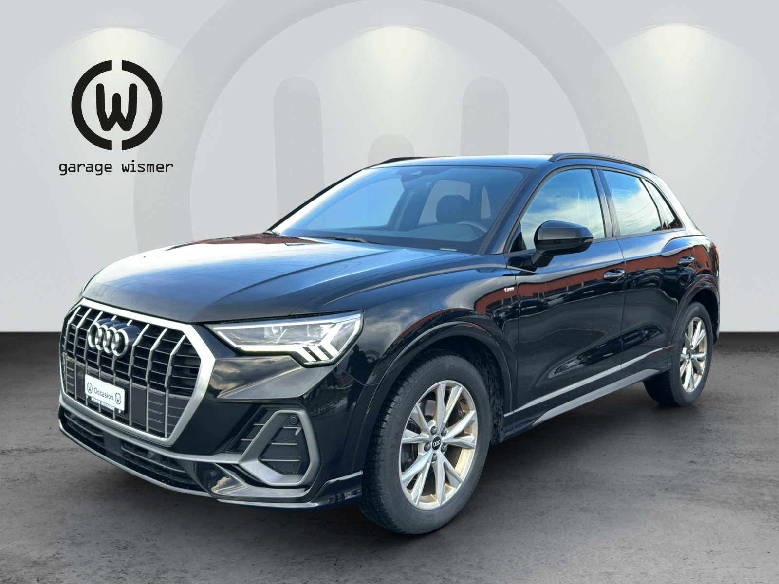 AUDI Q3 35 TDI S line Attraction