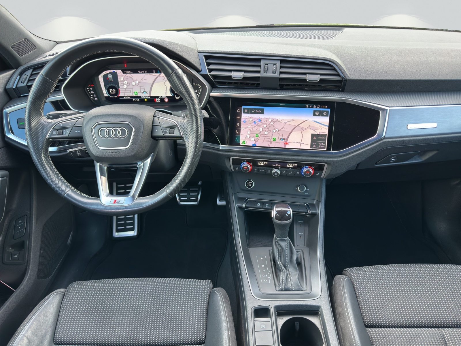AUDI Q3 35 TDI S line Attraction, Diesel, Second hand / Used, Automatic - 7