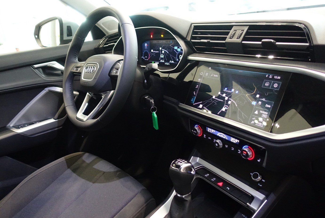 AUDI Q3 35 TFSI, Benzina, Occasioni / Usate, Manuale - 7