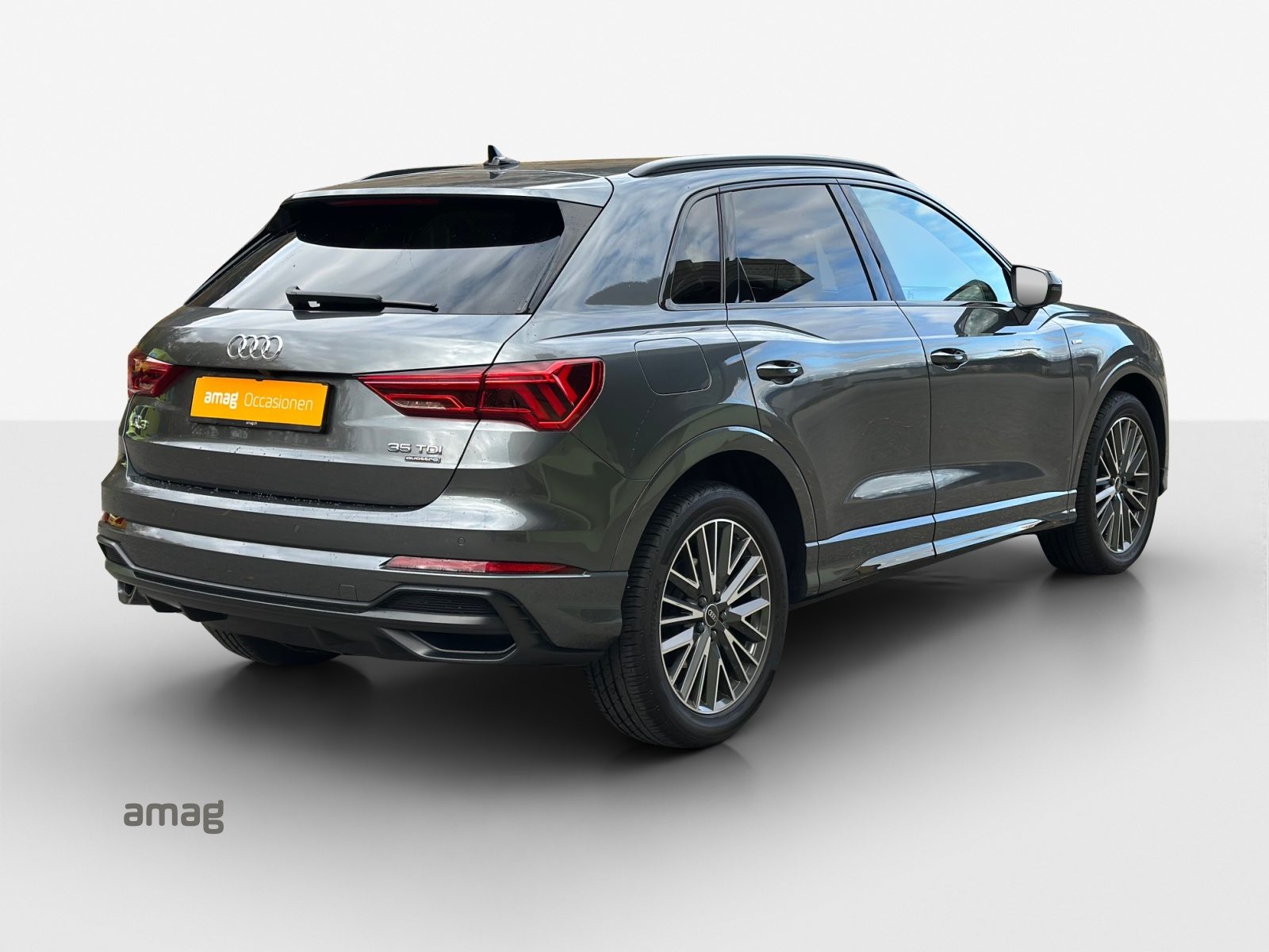 AUDI Q3 35 TDI S line Attraction, Diesel, Second hand / Used, Automatic - 5
