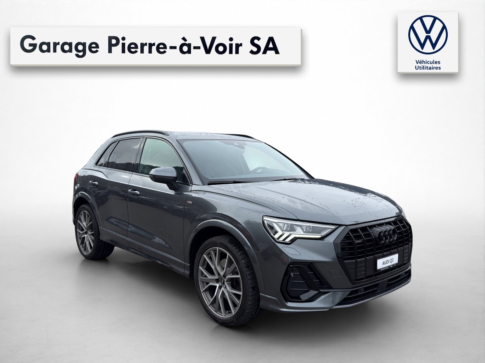 AUDI Q3 40 TFSI S line quattro S-tronic, Petrol, Second hand / Used, Automatic - 7
