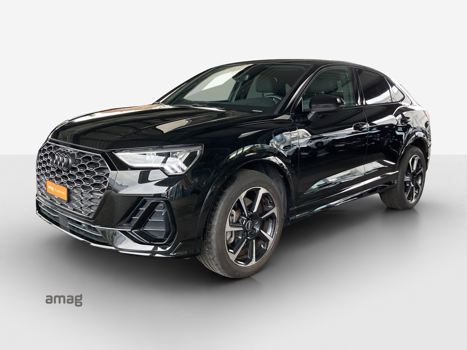 AUDI Q3 Sportback 45 TFSI e S line Attraction
