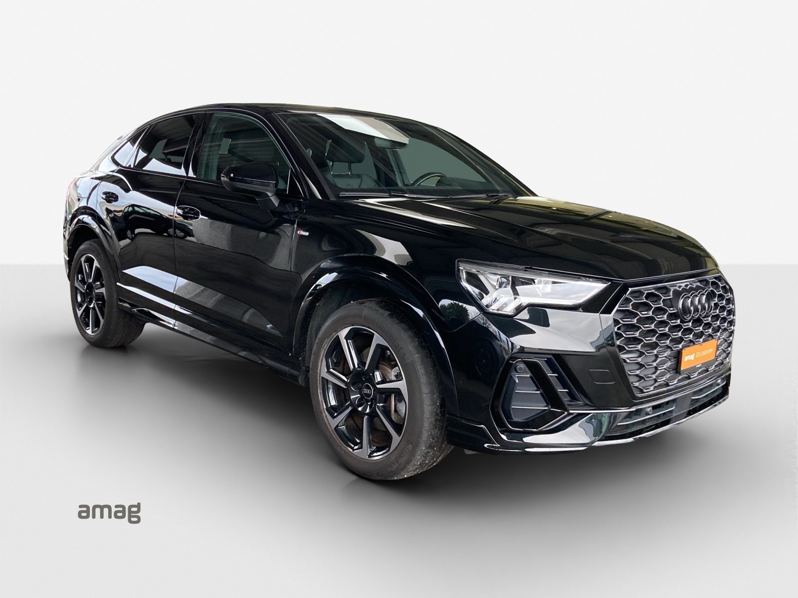 AUDI Q3 Sportback 45 TFSI e S line Attraction, Full-Hybrid Petrol/Electric, Second hand / Used, Automatic - 6