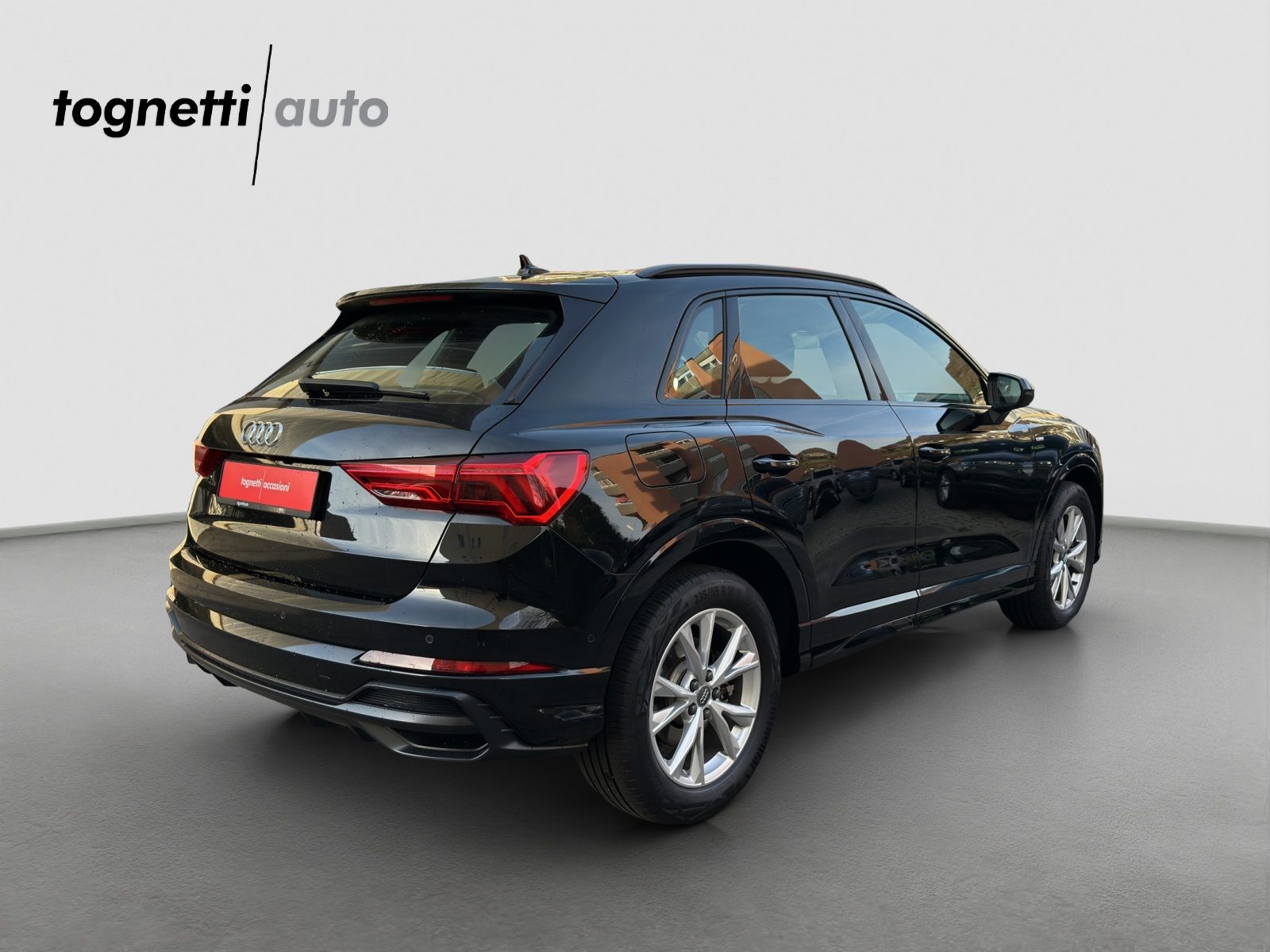 AUDI Q3 45 TFSI S line, Benzin, Occasion / Gebraucht, Automatik - 4