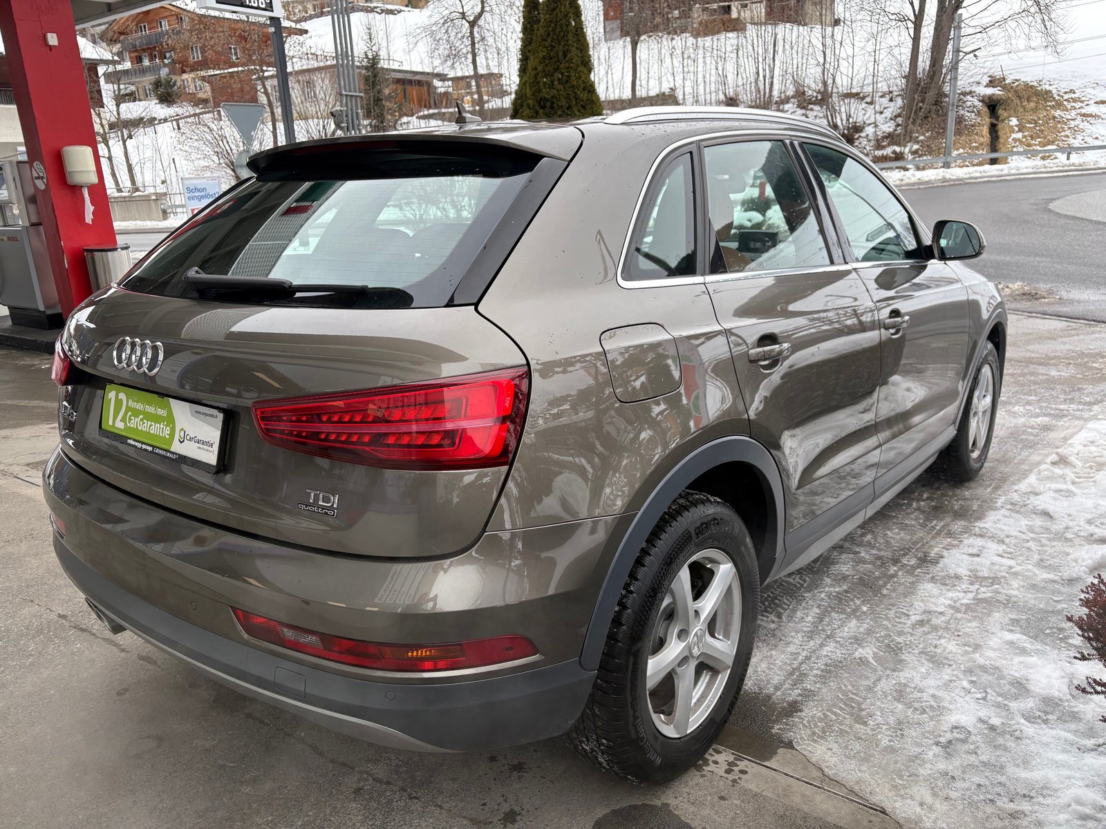 AUDI Q3 2.0 TDI quattro S-tronic, Diesel, Occasion / Gebraucht, Automatik - 3