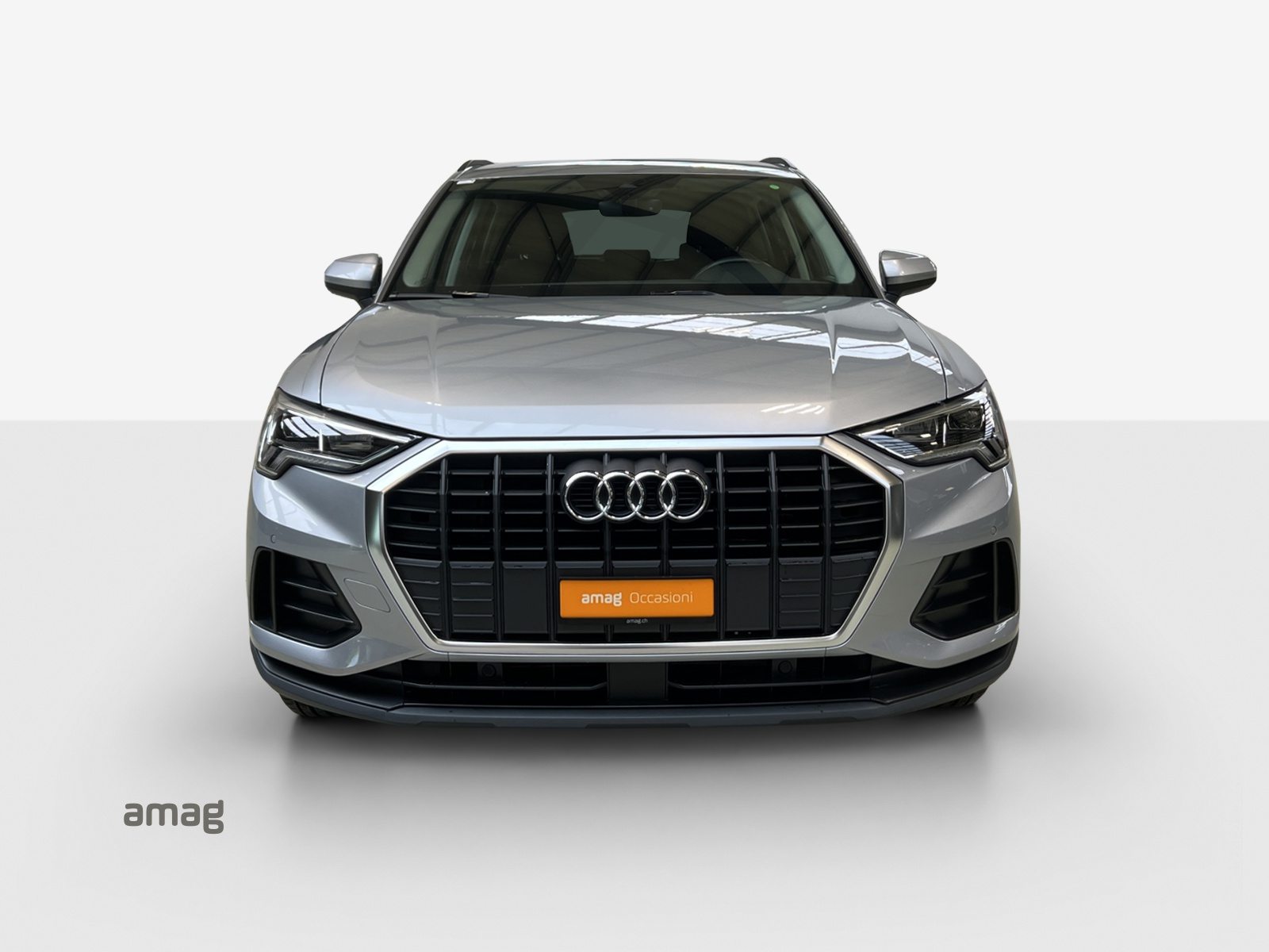 AUDI Q3 35 TFSI Attraction, Benzin, Occasion / Gebraucht, Automatik - 7