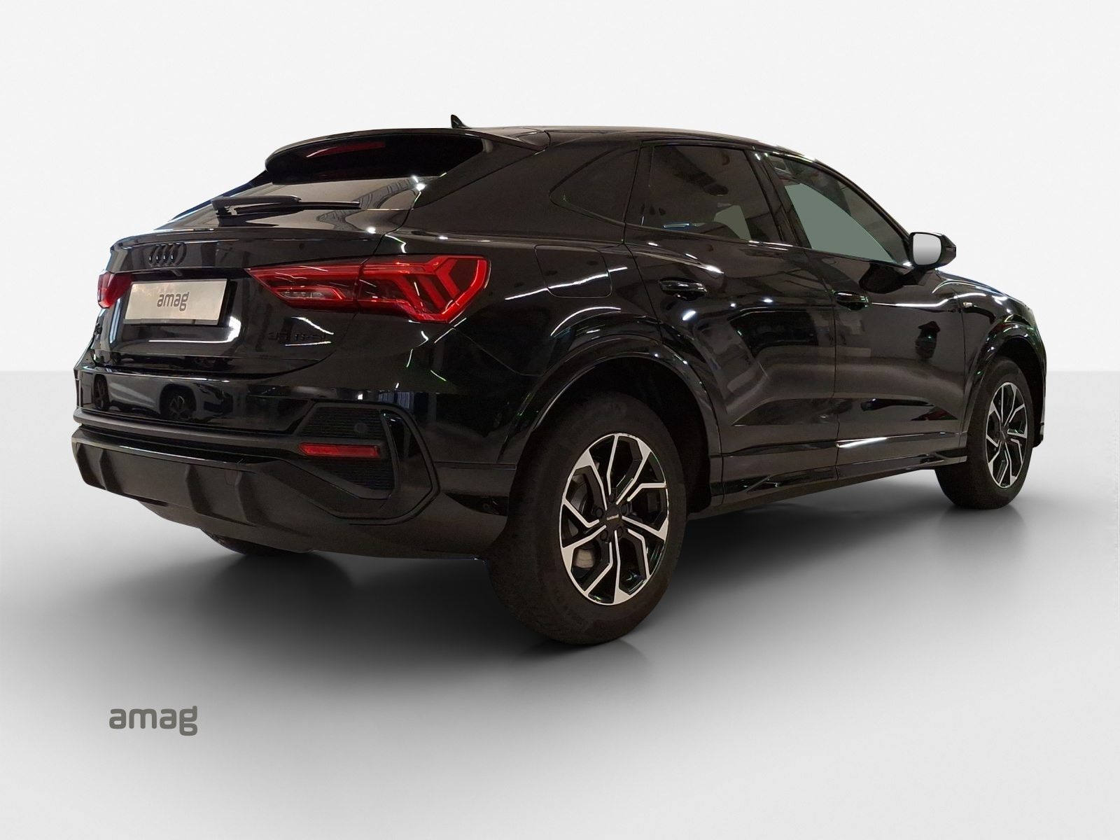 AUDI Q3 Sportback 35 TFSI S line Attraction, Essence, Occasion / Utilisé, Automatique - 5