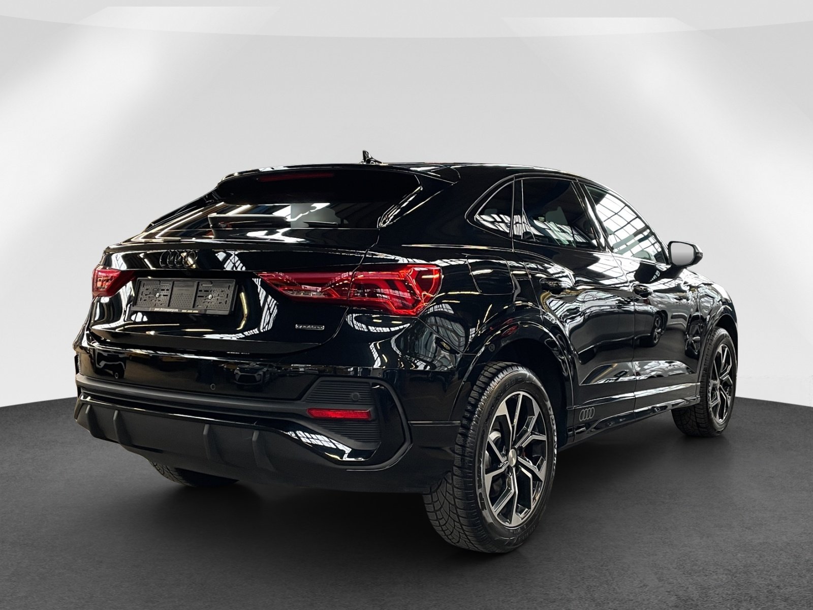 AUDI Q3 Sportback 40 TDI S line quattro, Diesel, Occasion / Utilisé, Automatique - 6