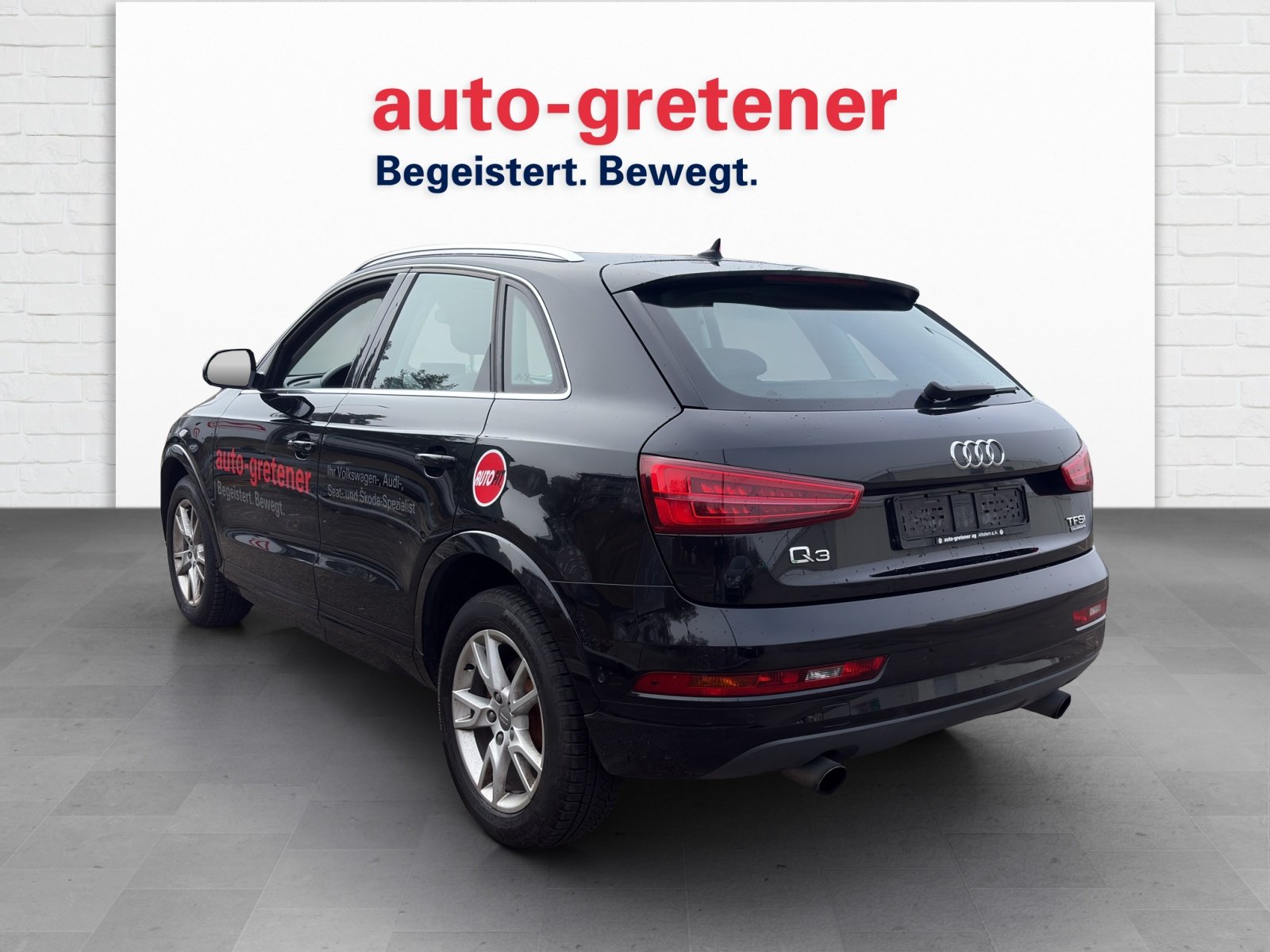 AUDI Q3 2.0 TFSI Design quattro S-Tr., Petrol, Second hand / Used, Automatic - 2