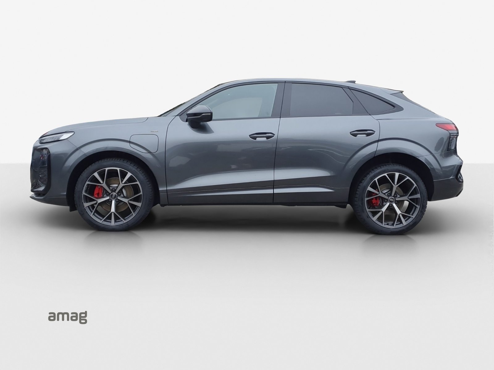 AUDI Q3 SB e-hybrid 200 kW, Full-Hybrid Petrol/Electric, Second hand / Used, Automatic - 2