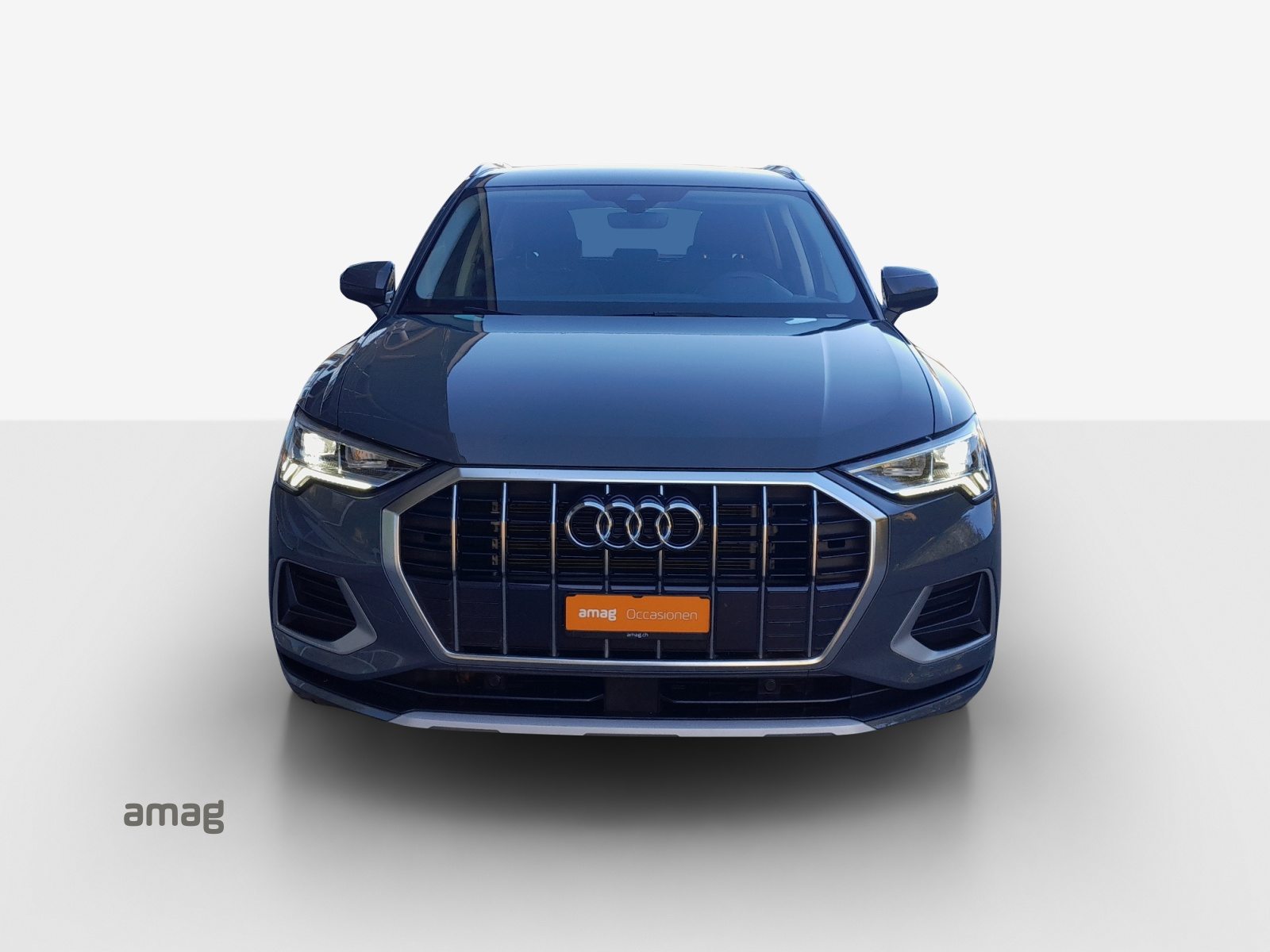AUDI Q3 35 TFSI advanced Attraction, Petrol, Second hand / Used, Automatic - 7