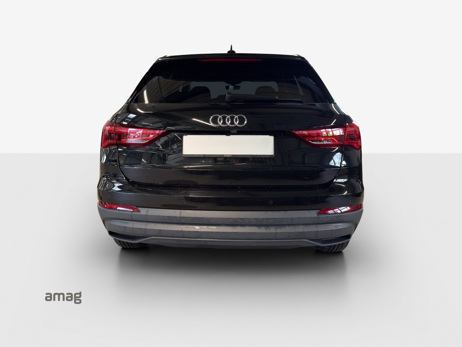 AUDI Q3 45 TFSI e Attraction, Voll-Hybrid Benzin/Elektro, Occasion / Gebraucht, Automatik - 5