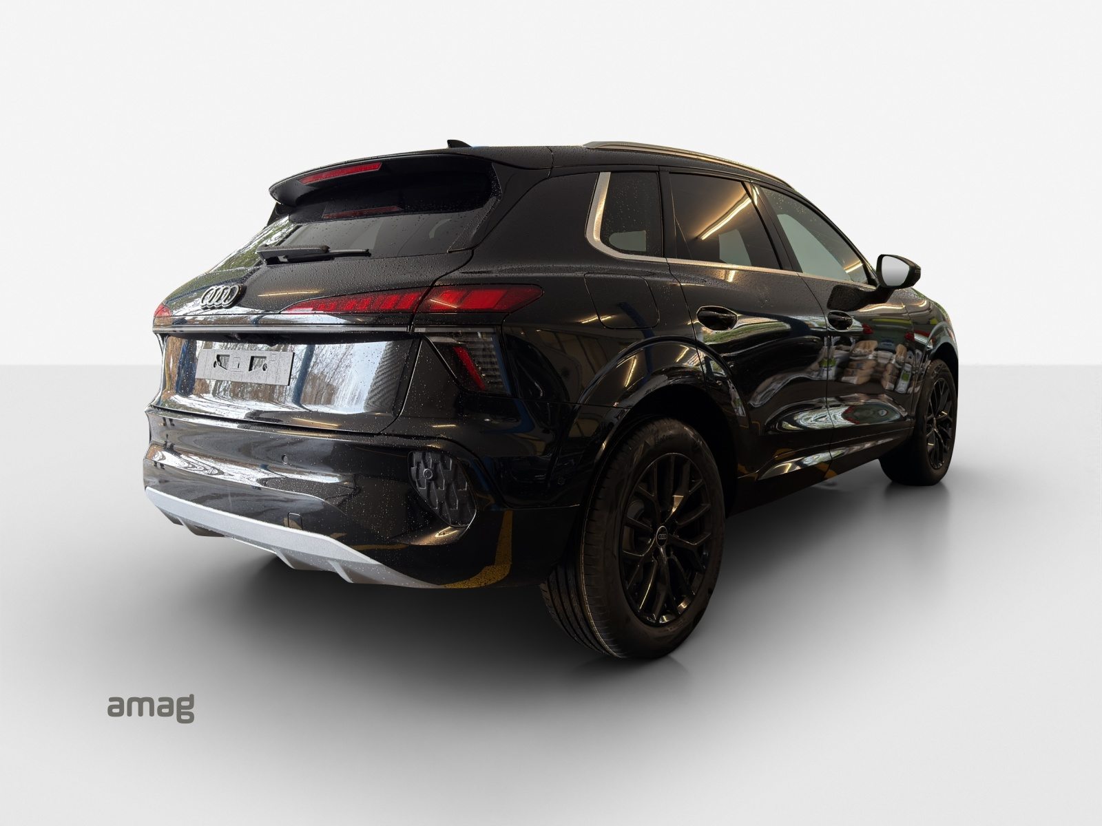 AUDI Q3 SUV TFSI 110 kW, Essence, Occasion / Utilisé, Automatique - 5