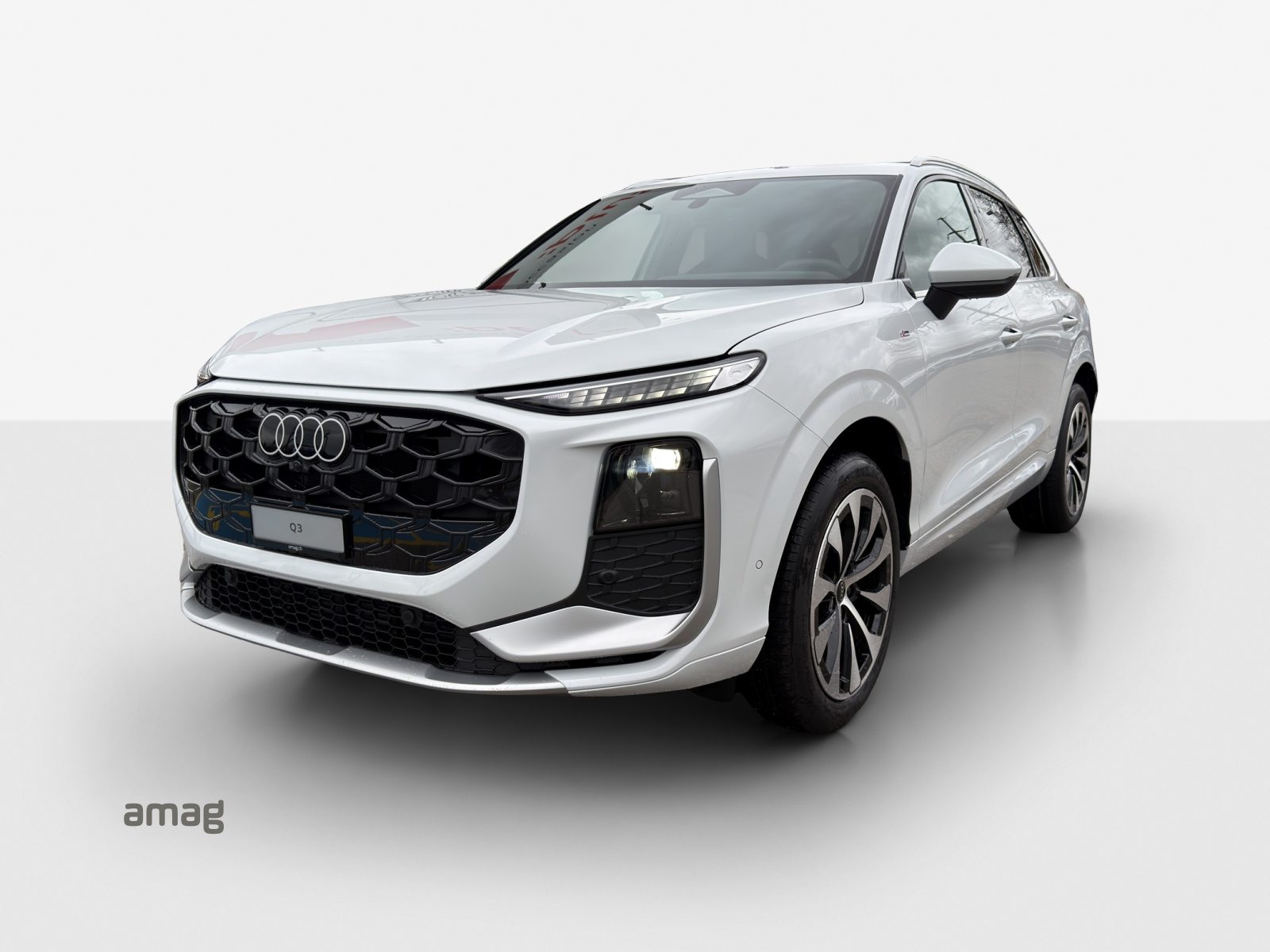 AUDI Q3 SUV TFSI 110 kW