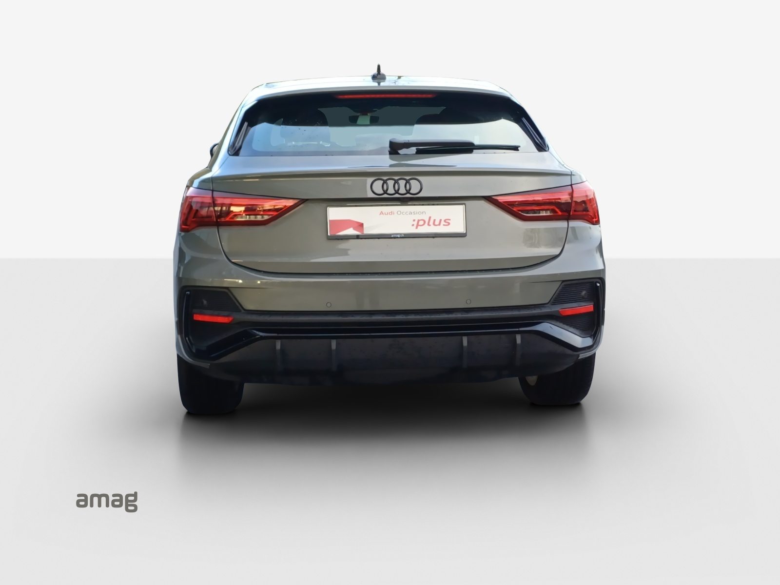 AUDI Q3 Sportback 45 TFSI e S line Attraction, Full-Hybrid Petrol/Electric, Second hand / Used, Automatic - 5