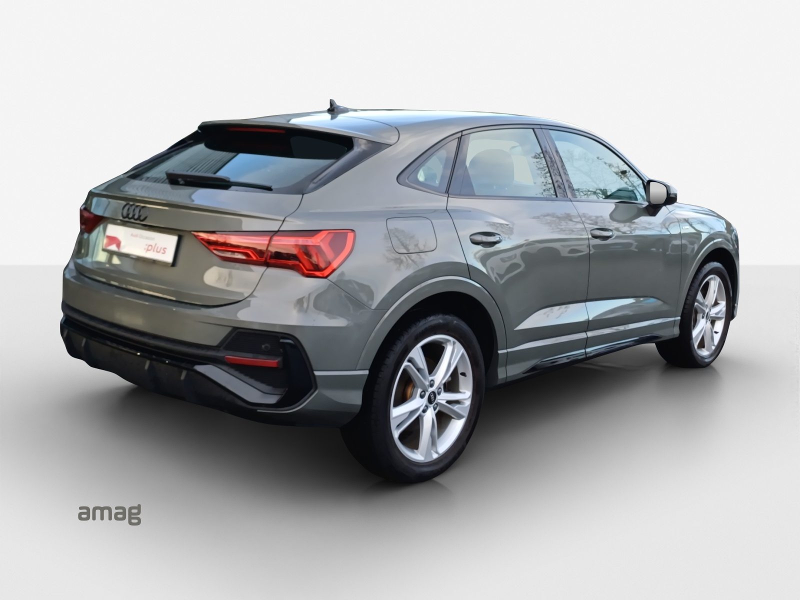 AUDI Q3 Sportback 45 TFSI e S line Attraction, Full-Hybrid Petrol/Electric, Second hand / Used, Automatic - 6