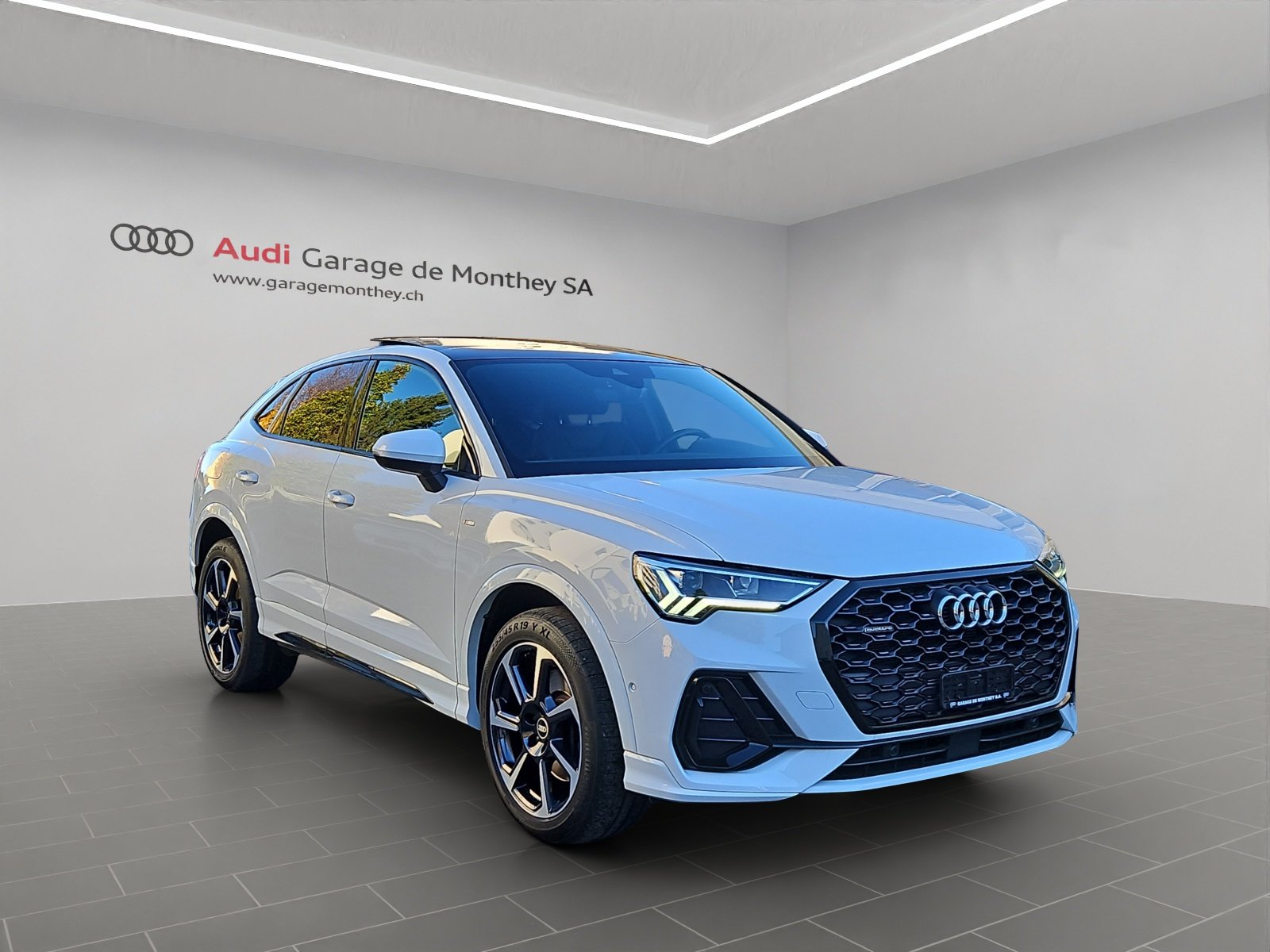 AUDI Q3 Sportback 40 TDI S line Attraction quattro S-tronic, Diesel, Occasioni / Usate, Automatico - 3