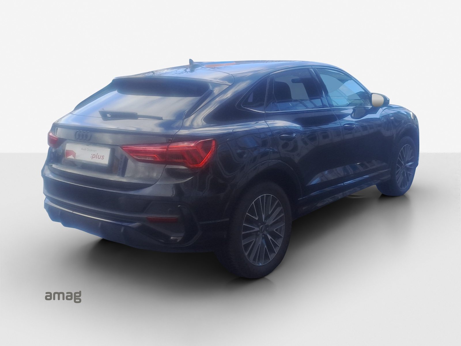 AUDI Q3 Sportback 45 TFSI e S line, Full-Hybrid Petrol/Electric, Second hand / Used, Automatic - 6
