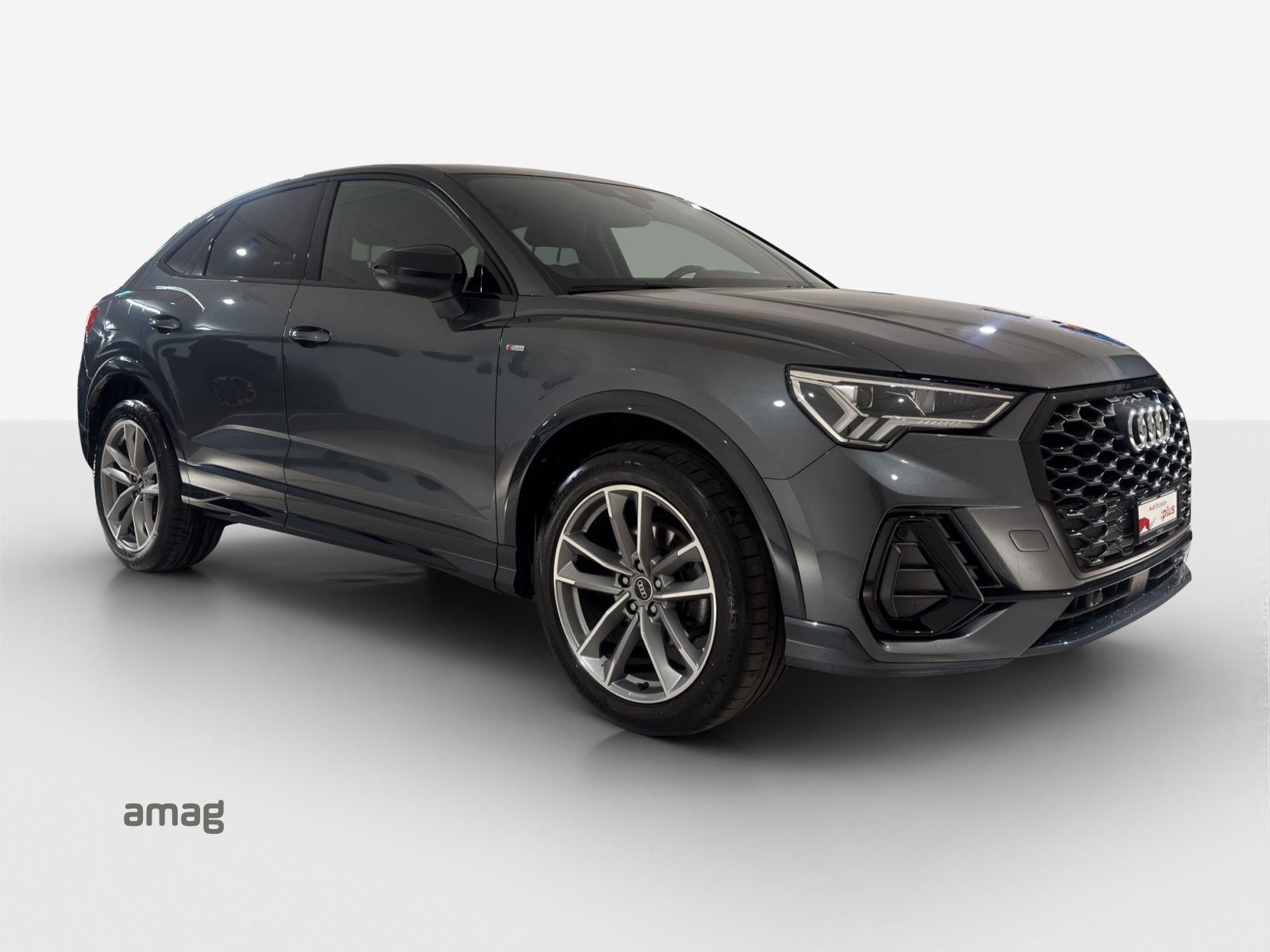 AUDI Q3 Sportback 35 TFSI S line Attraction, Petrol, Second hand / Used, Automatic - 6