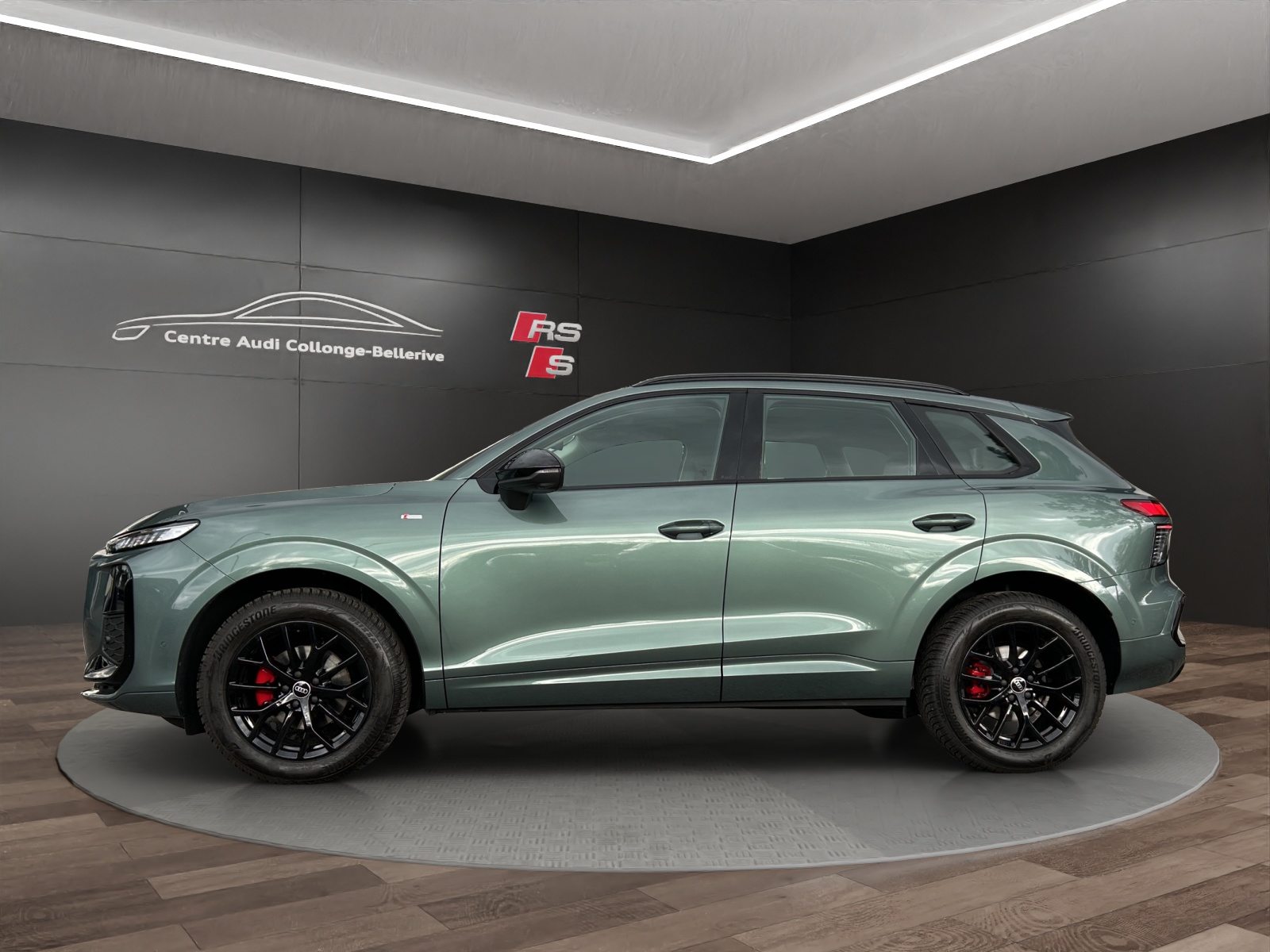 AUDI Q3 SUV TFSI 110 kW, Benzina, Occasioni / Usate, Automatico - 3